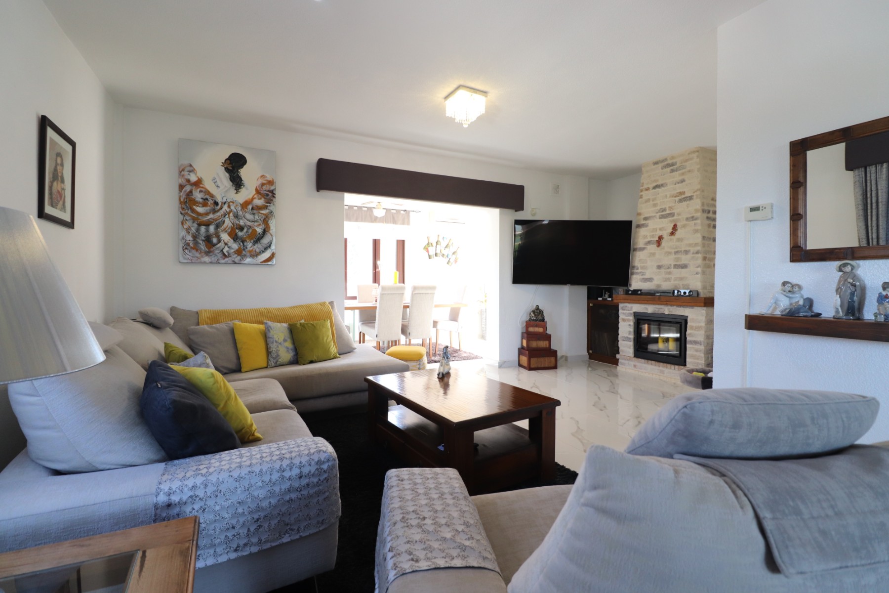 Villa, Lomas de La Juliana