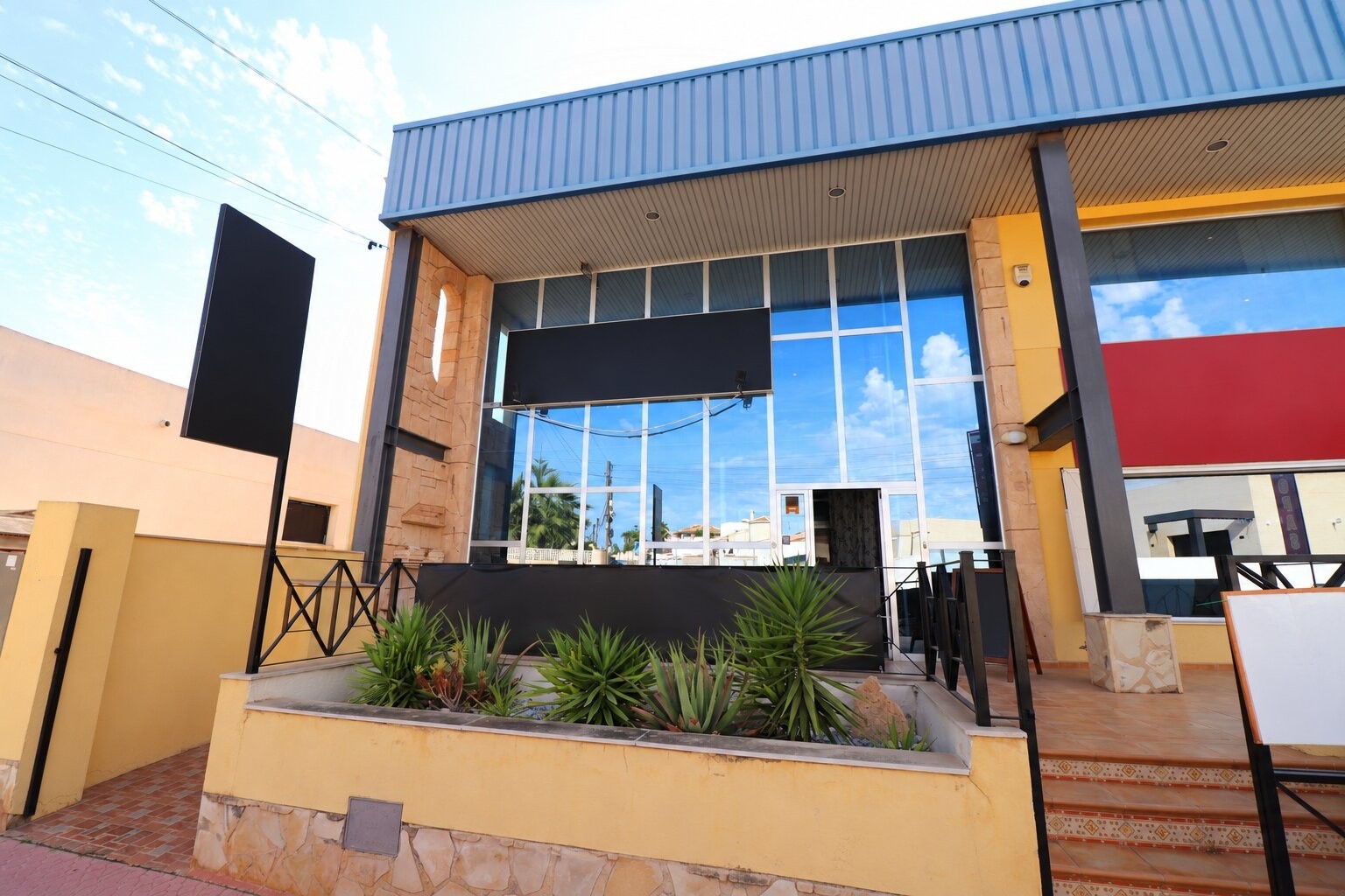 Commercial, Ciudad Quesada - Town