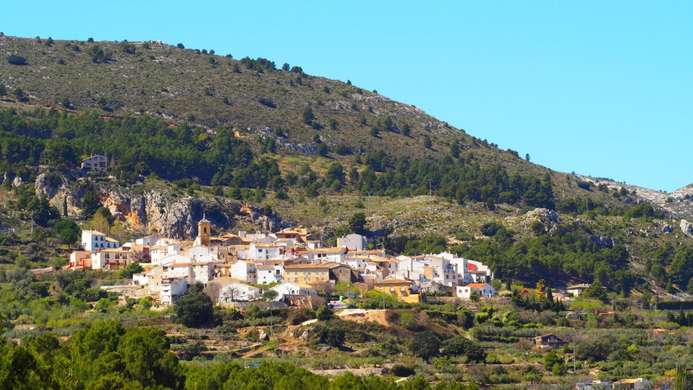 Detached House, Confrides