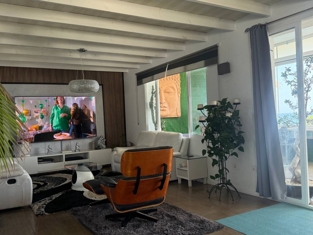 Villa, Albir