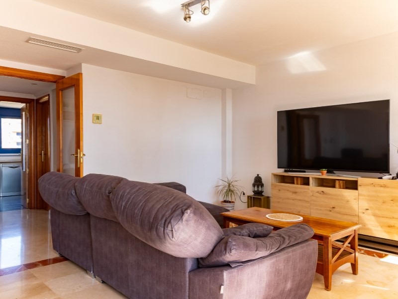 Penthouse, Canuta