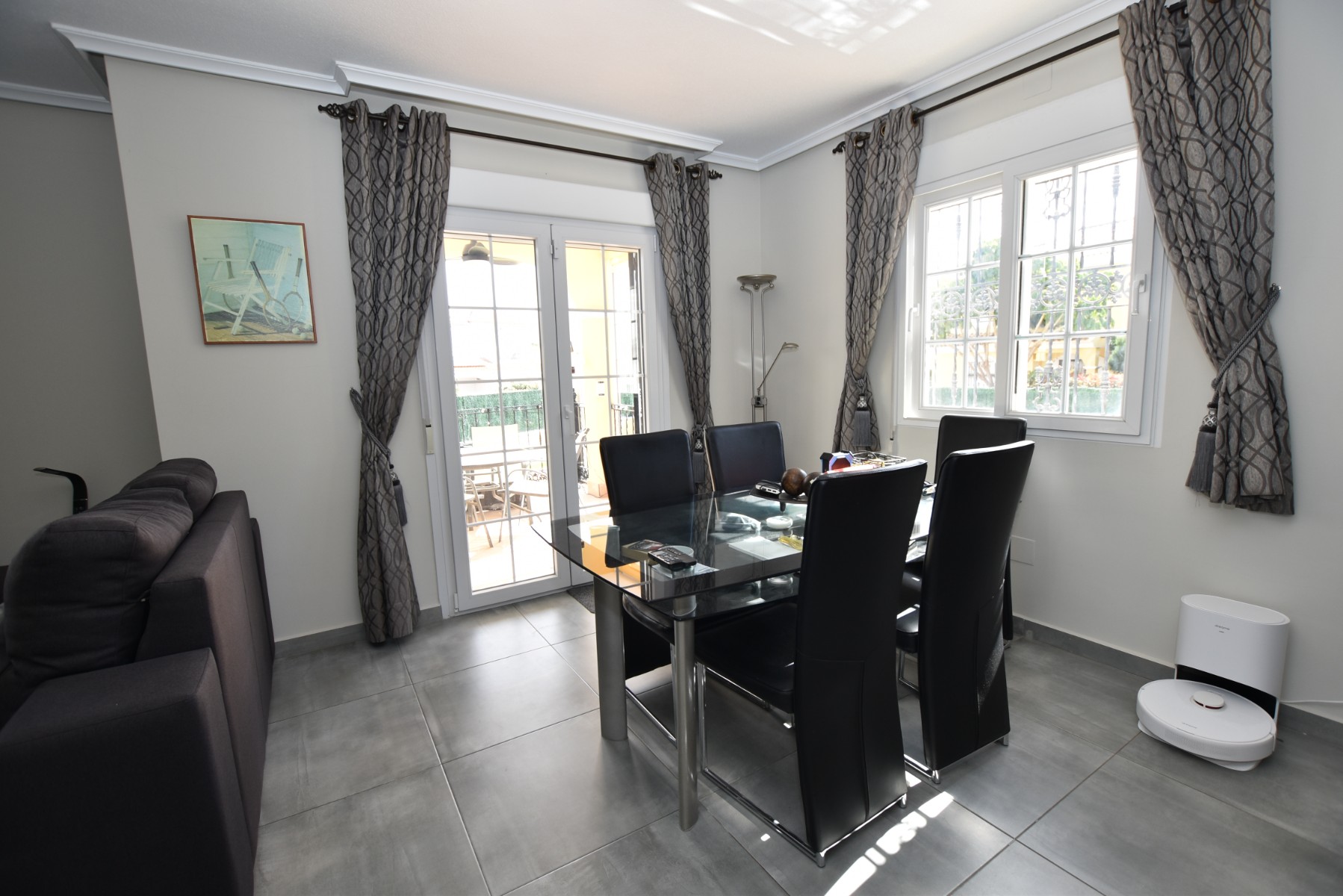Villa, Los Dolses