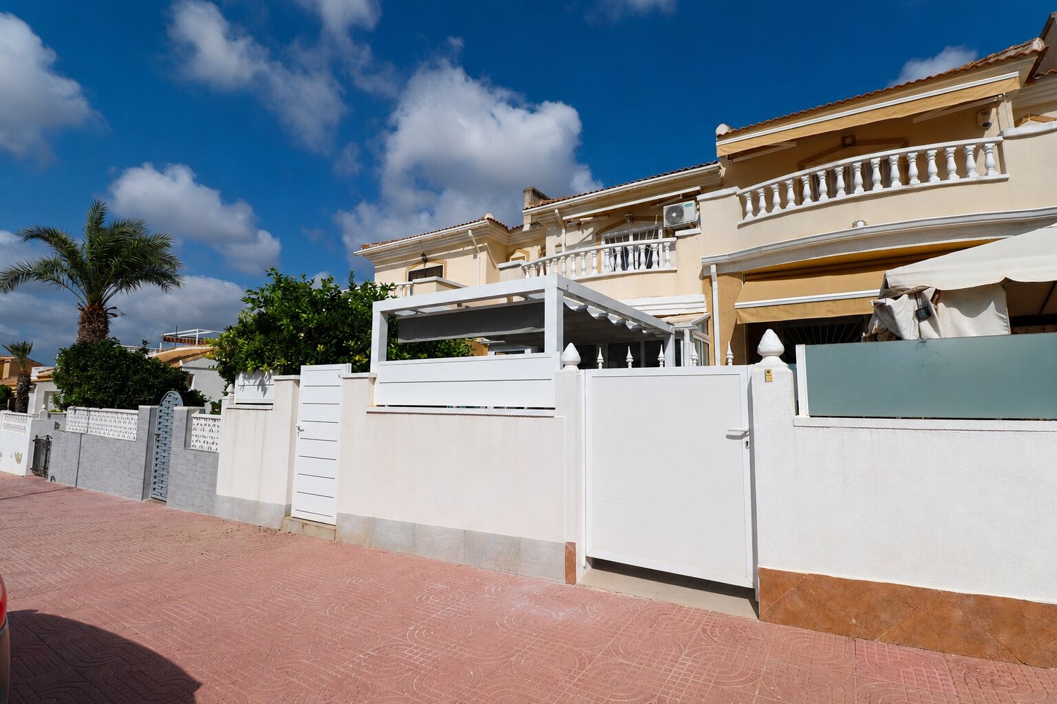 Townhouse, Monte Azul
