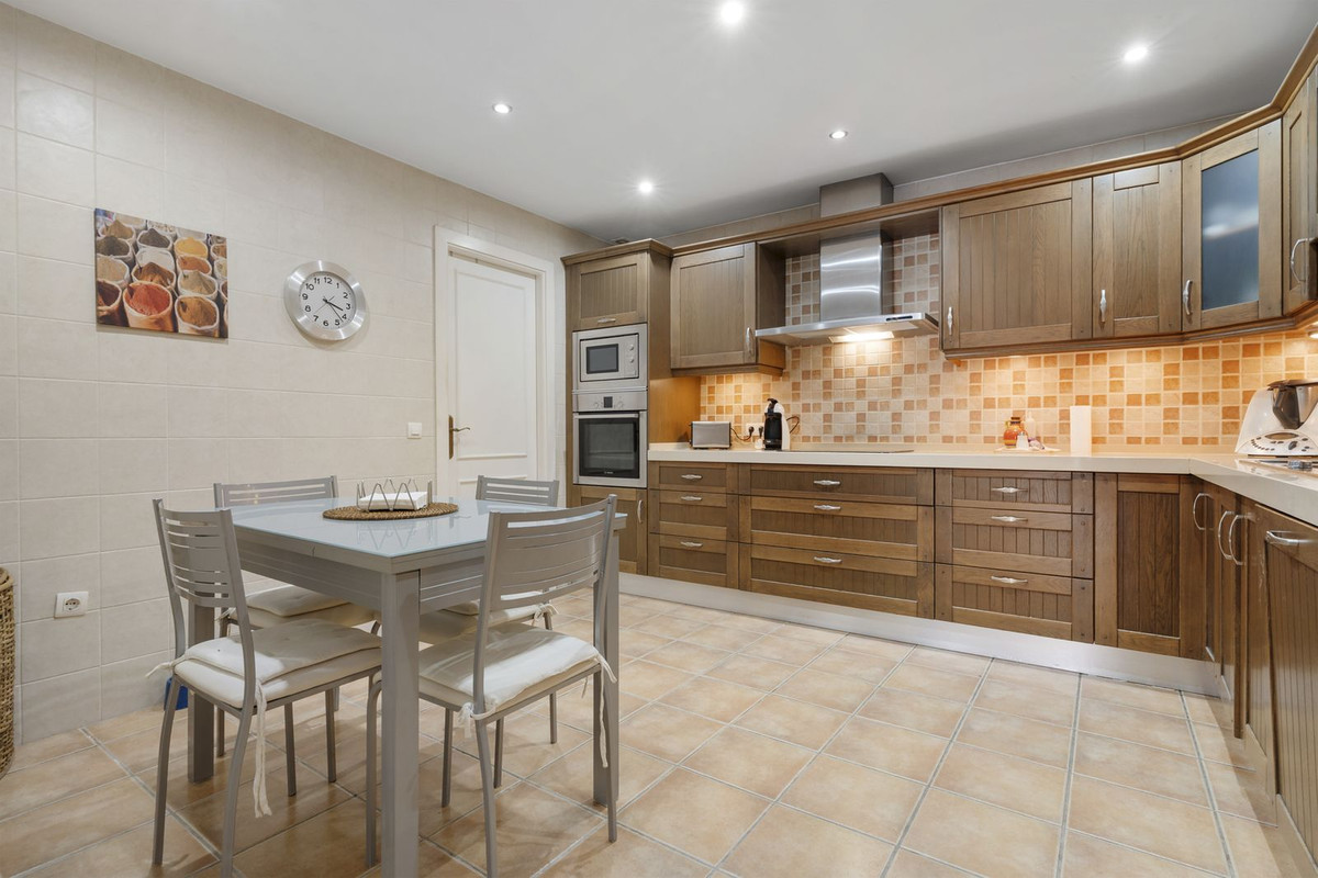 Apartment, Nueva Andalucía