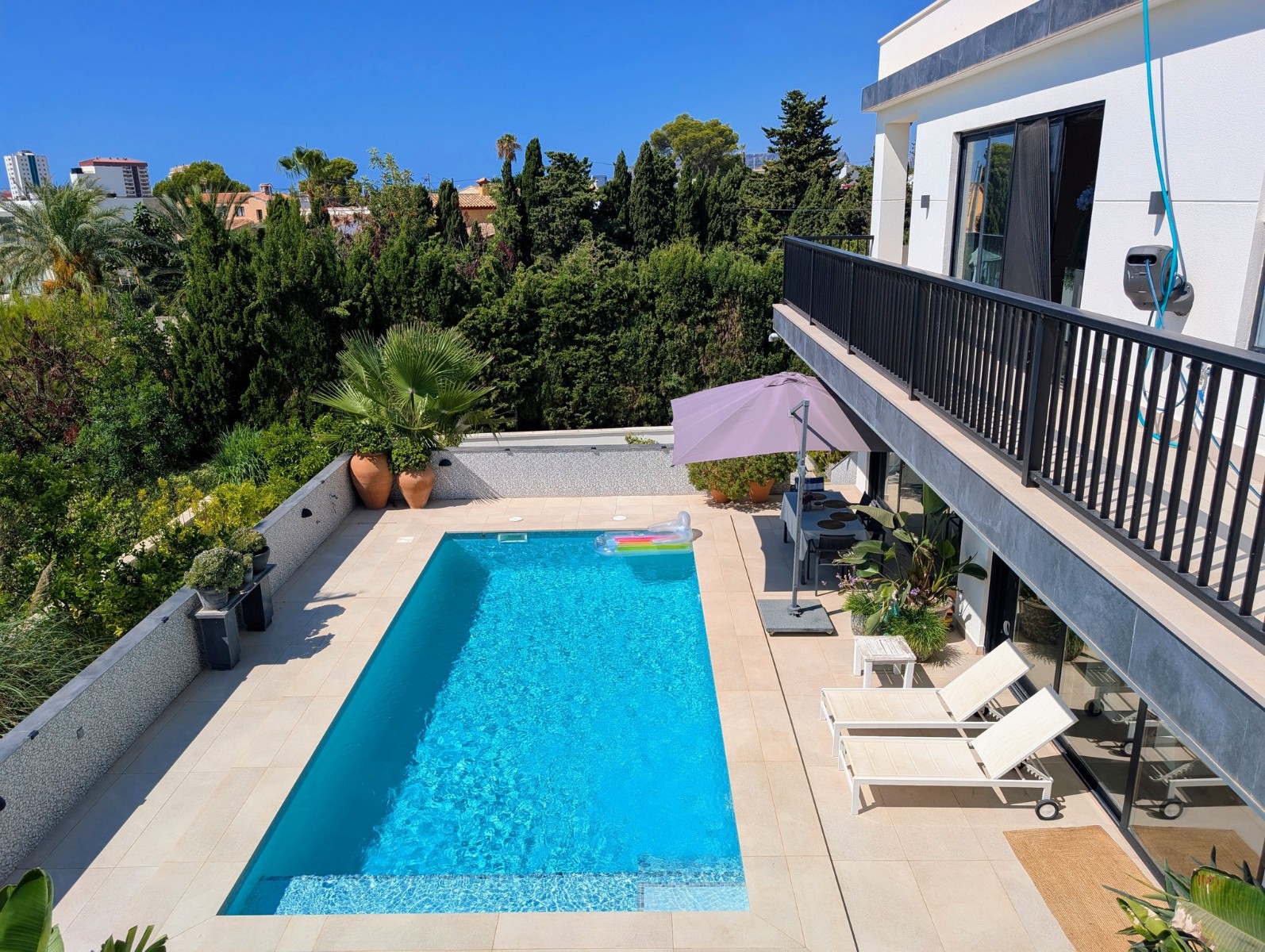 Villa, Calalga