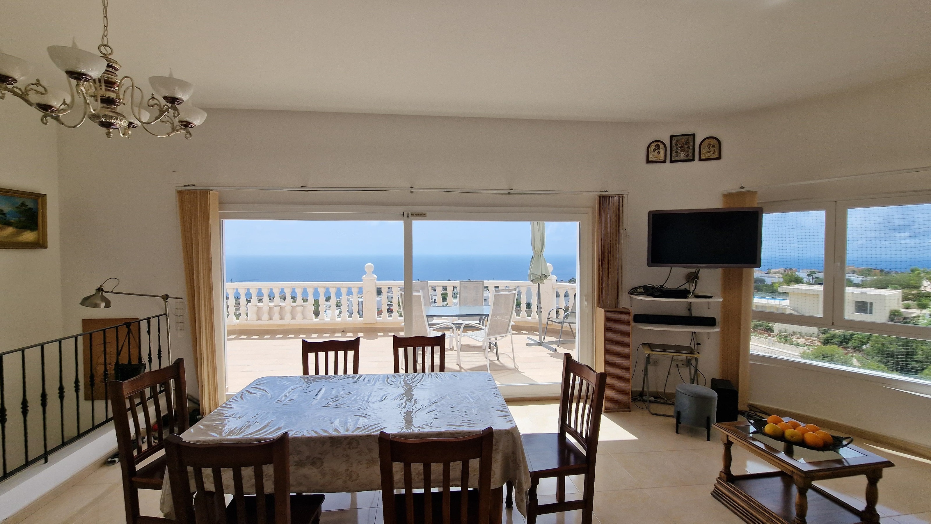 Villa, Cumbre del Sol