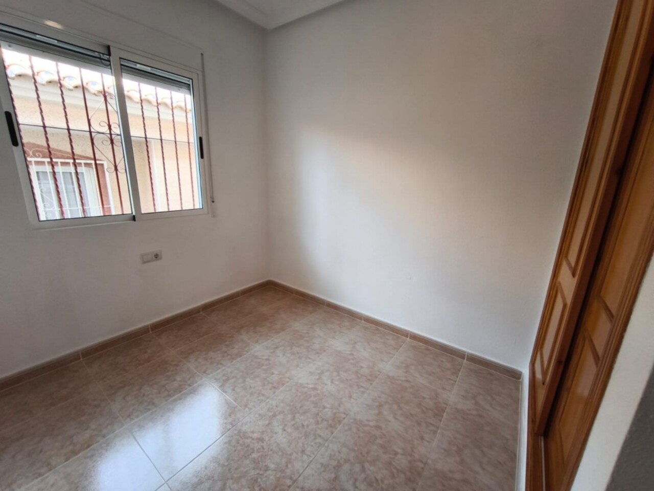 Villa, Algorfa