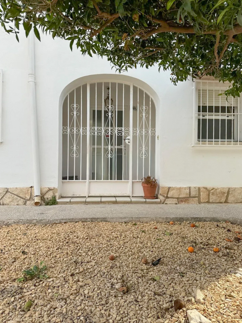 Villa, Albir