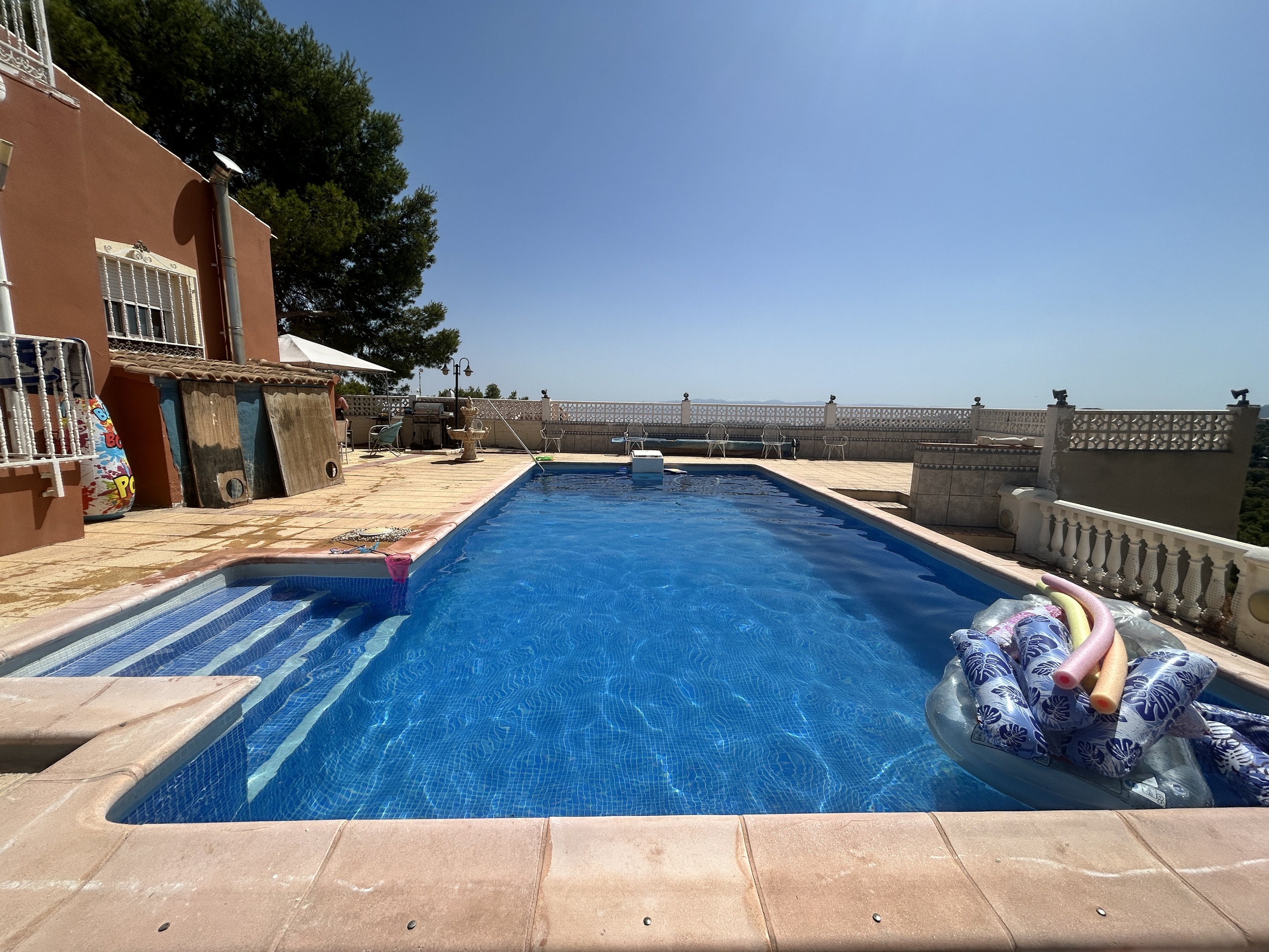 Villa, Inland