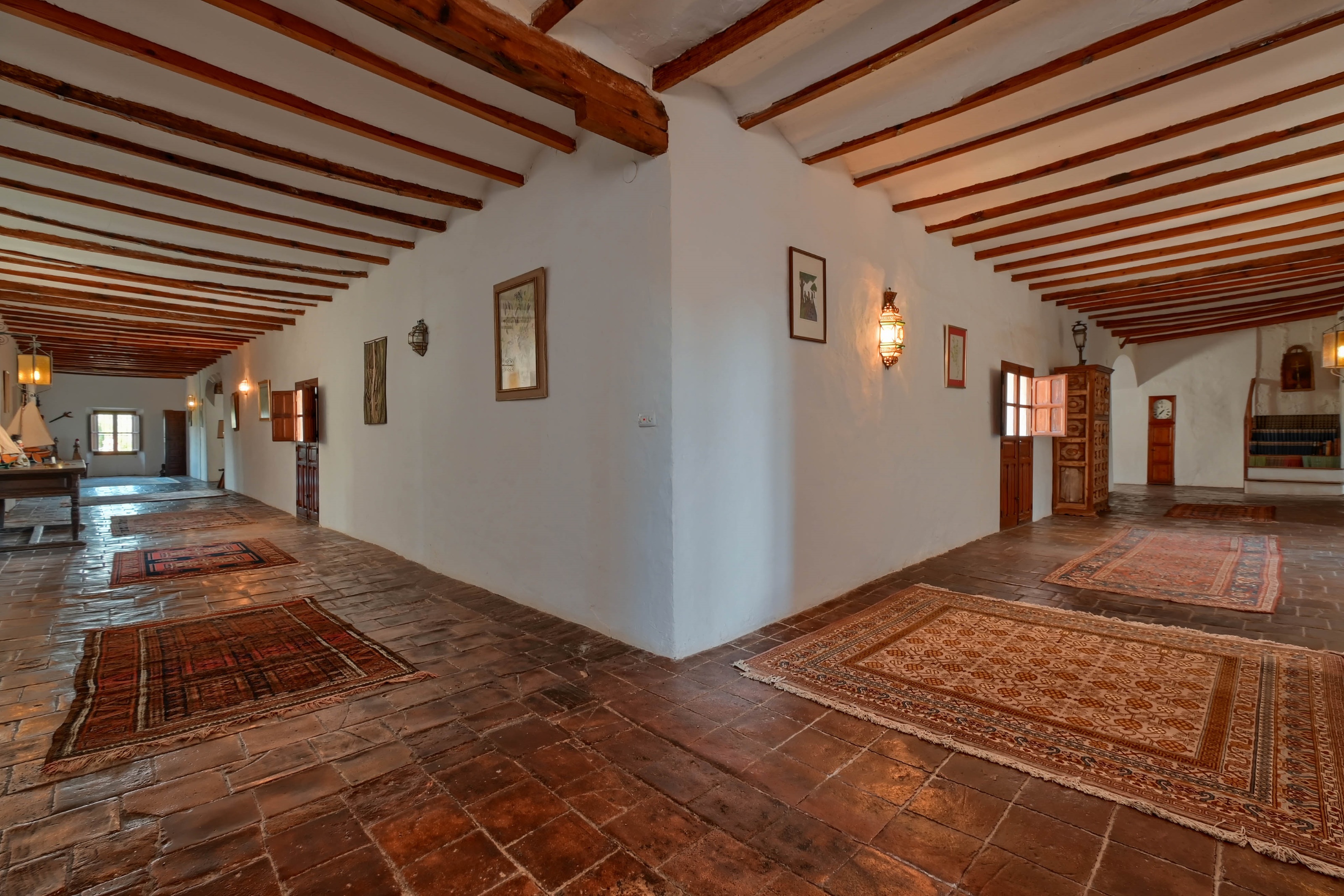 Castle, Jesús Pobre