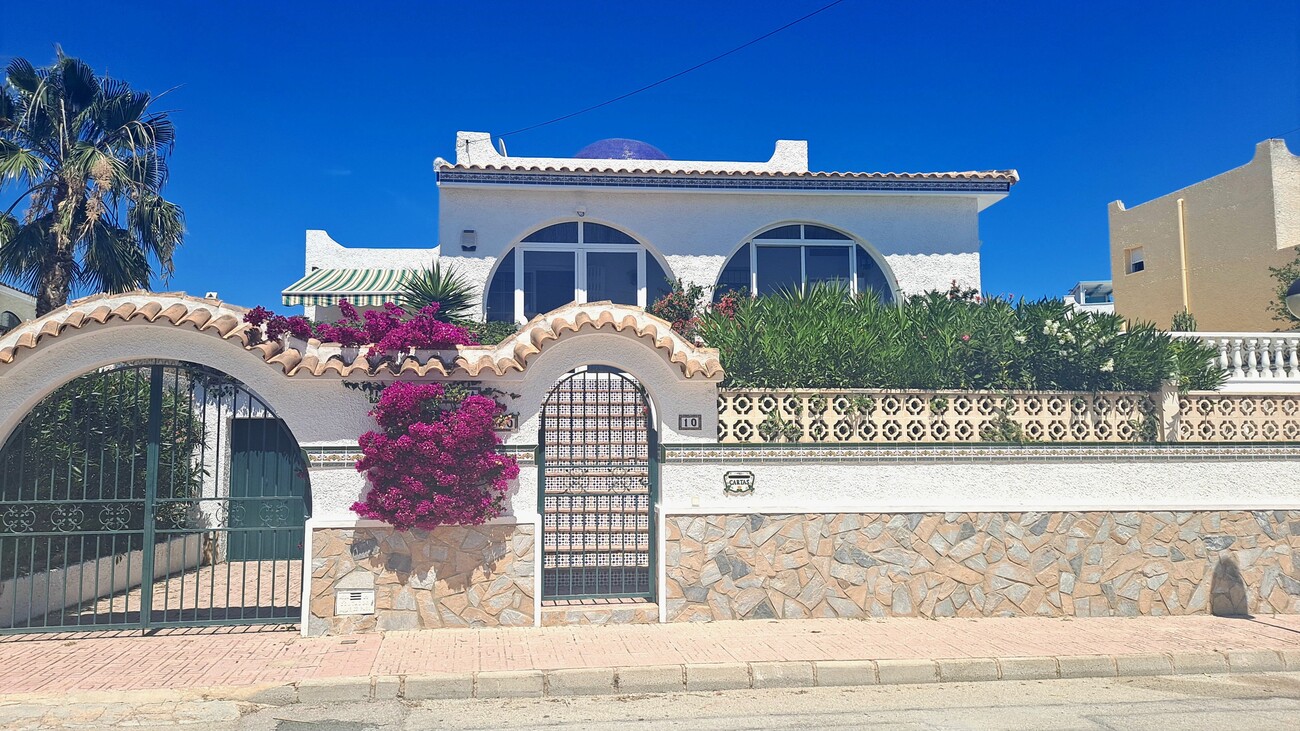 Villa, Blue Lagoon