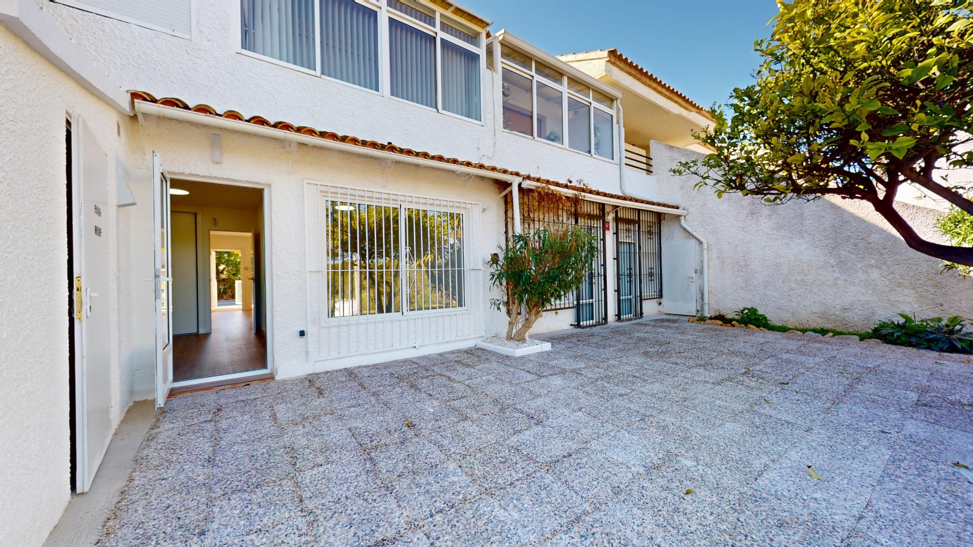 Apartment, Villamartin