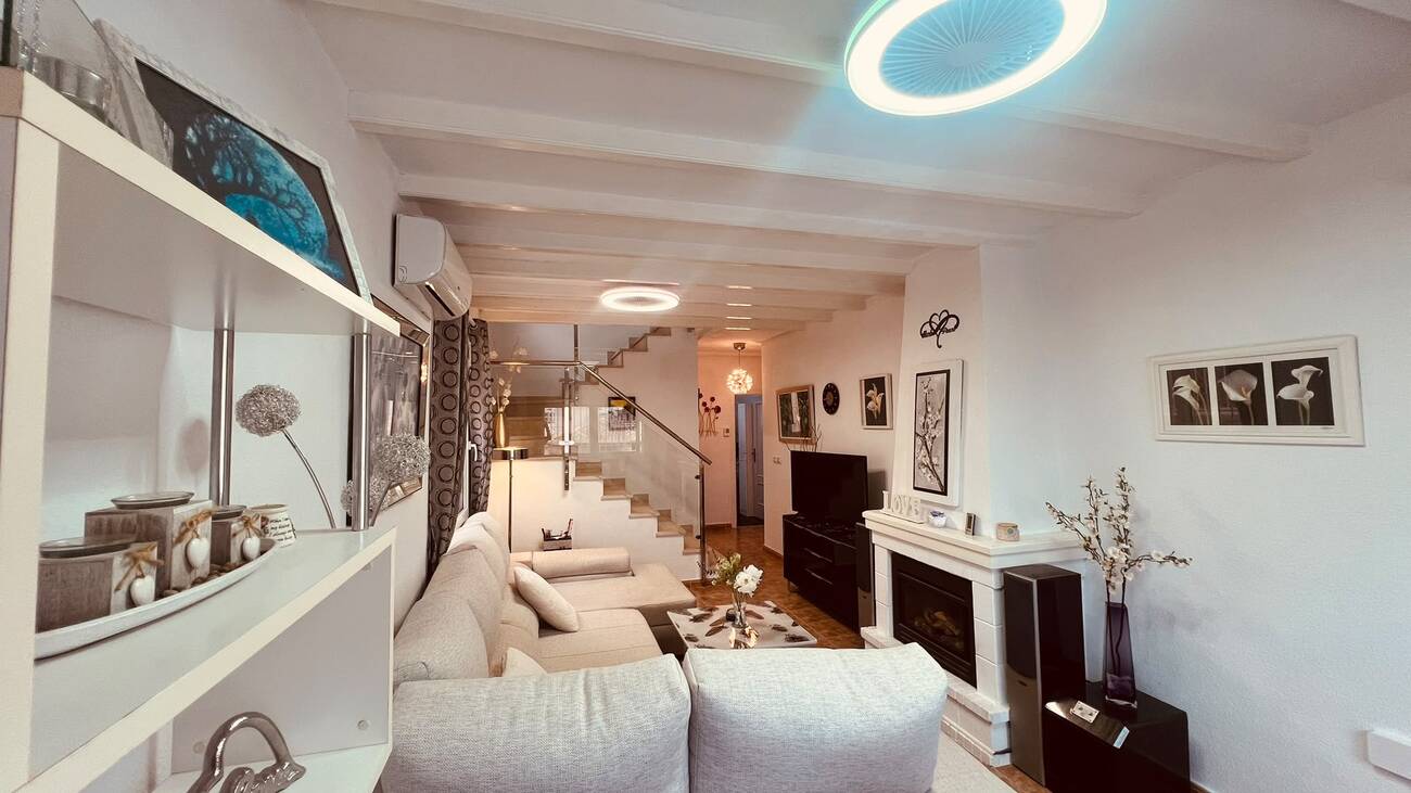 Villa, Villamartin