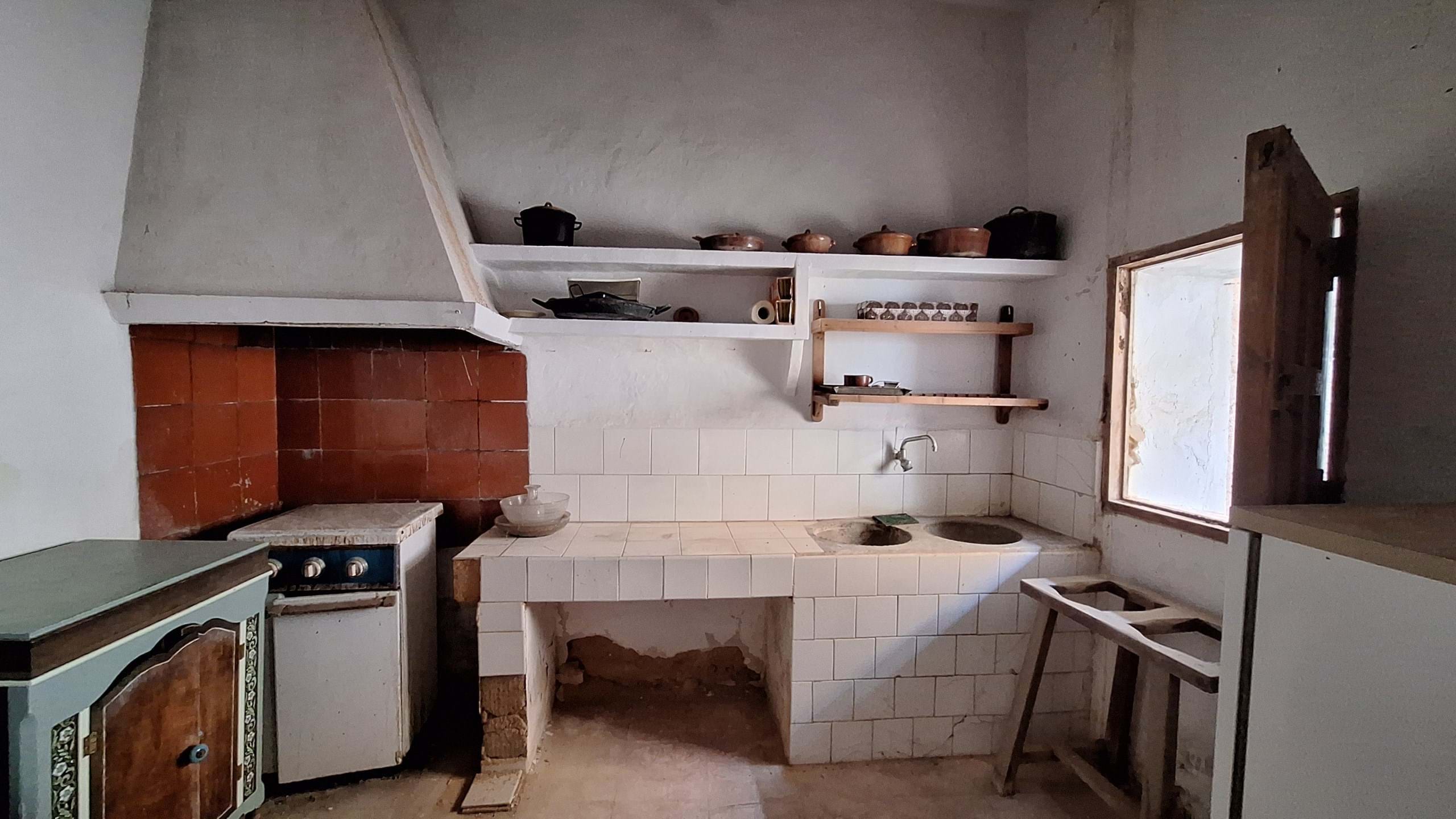 Townhouse, Jesús Pobre