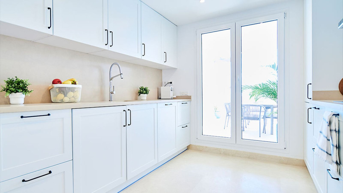 Apartment, Aloha