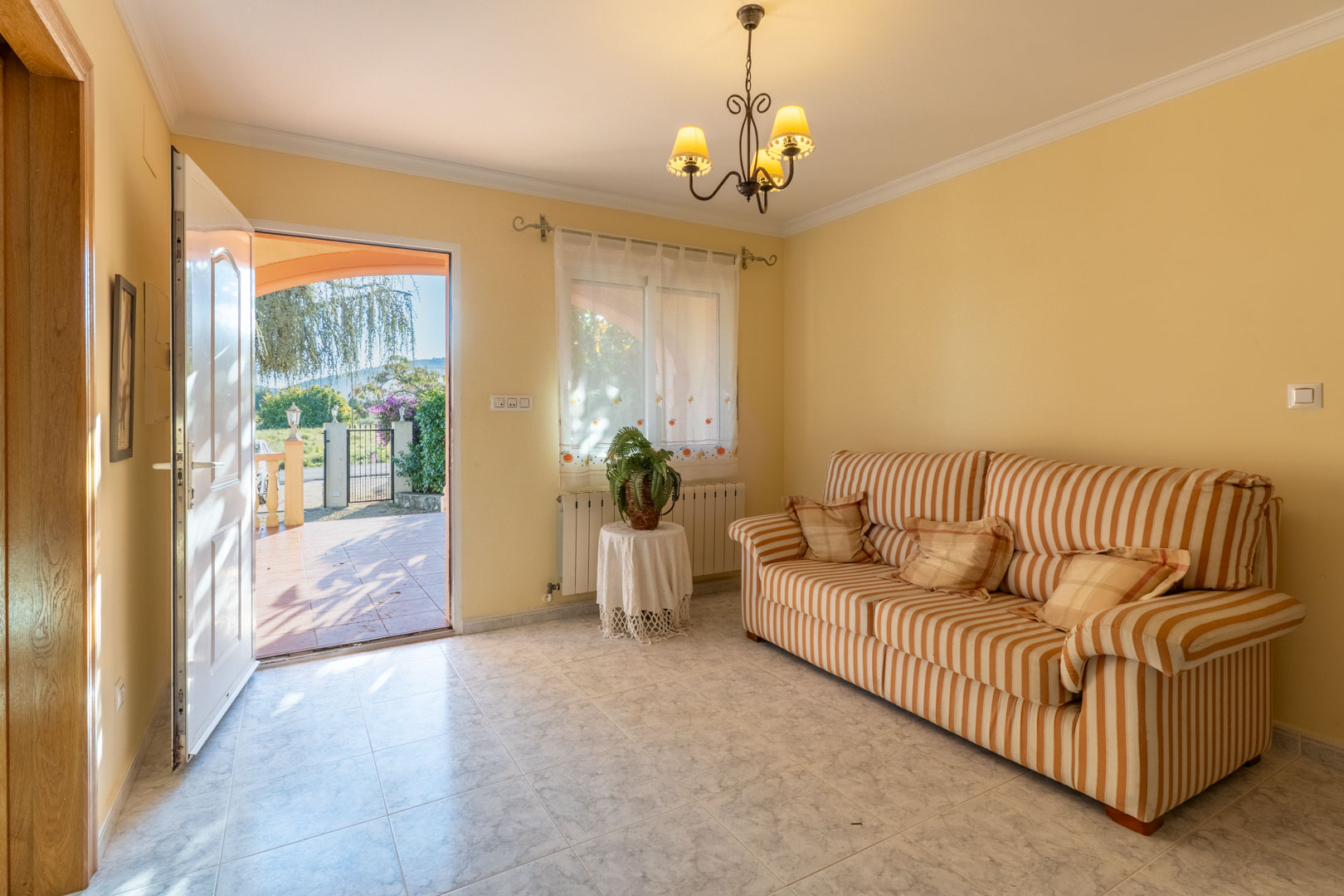 Villa, Jalon