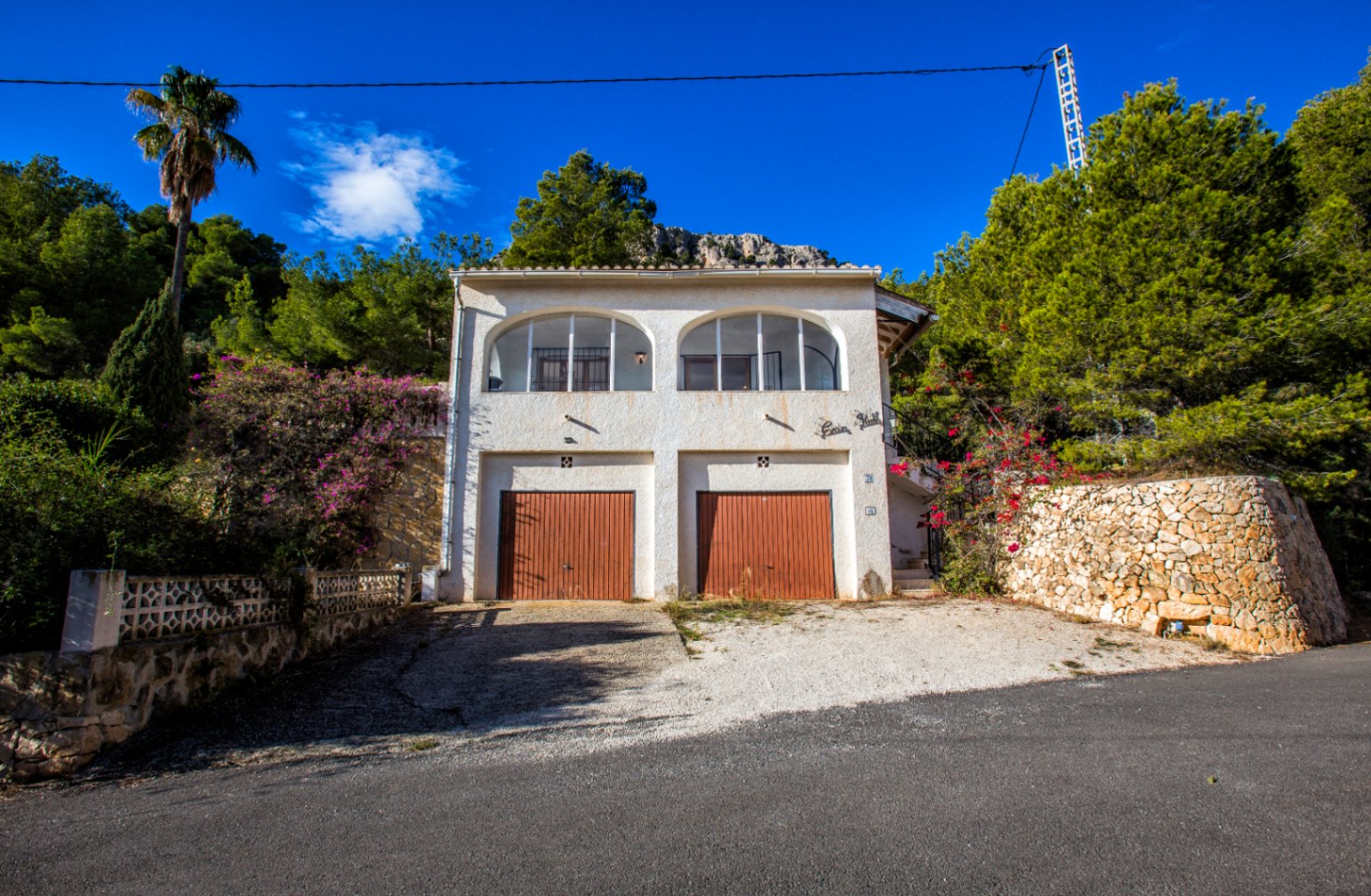 Villa, Oltamar