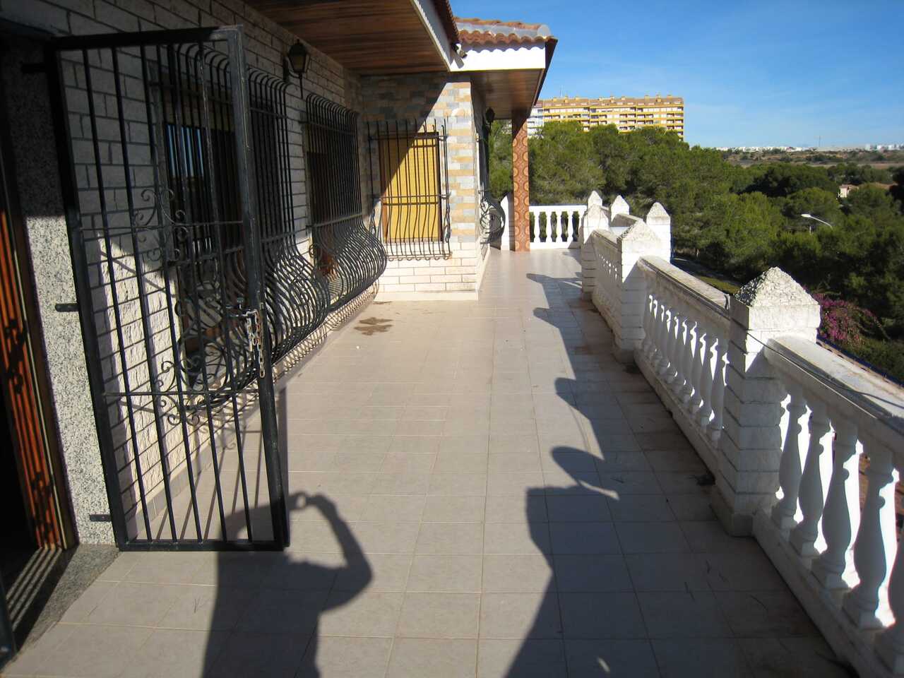Villa, Campoamor