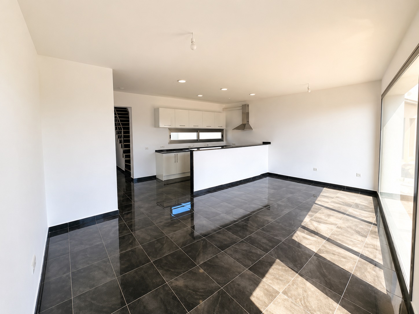 Townhouse, Oltamar - Cucarres
