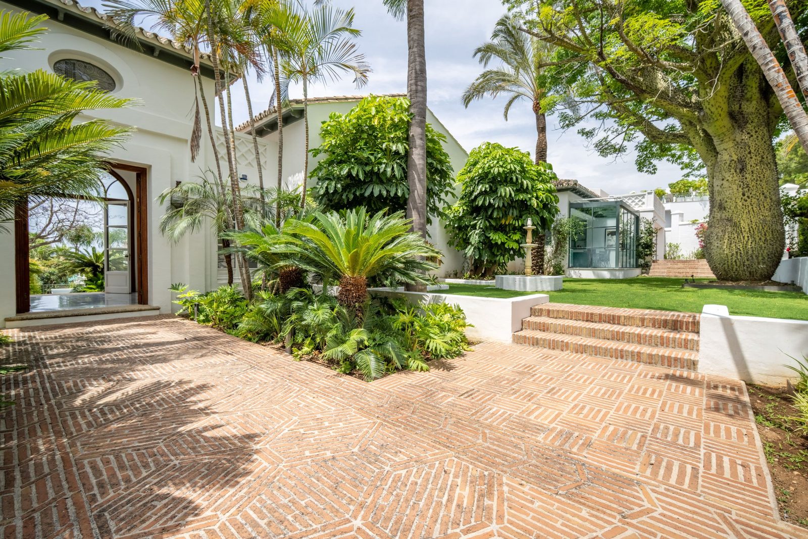 Villa, Marbella, Golden Mile