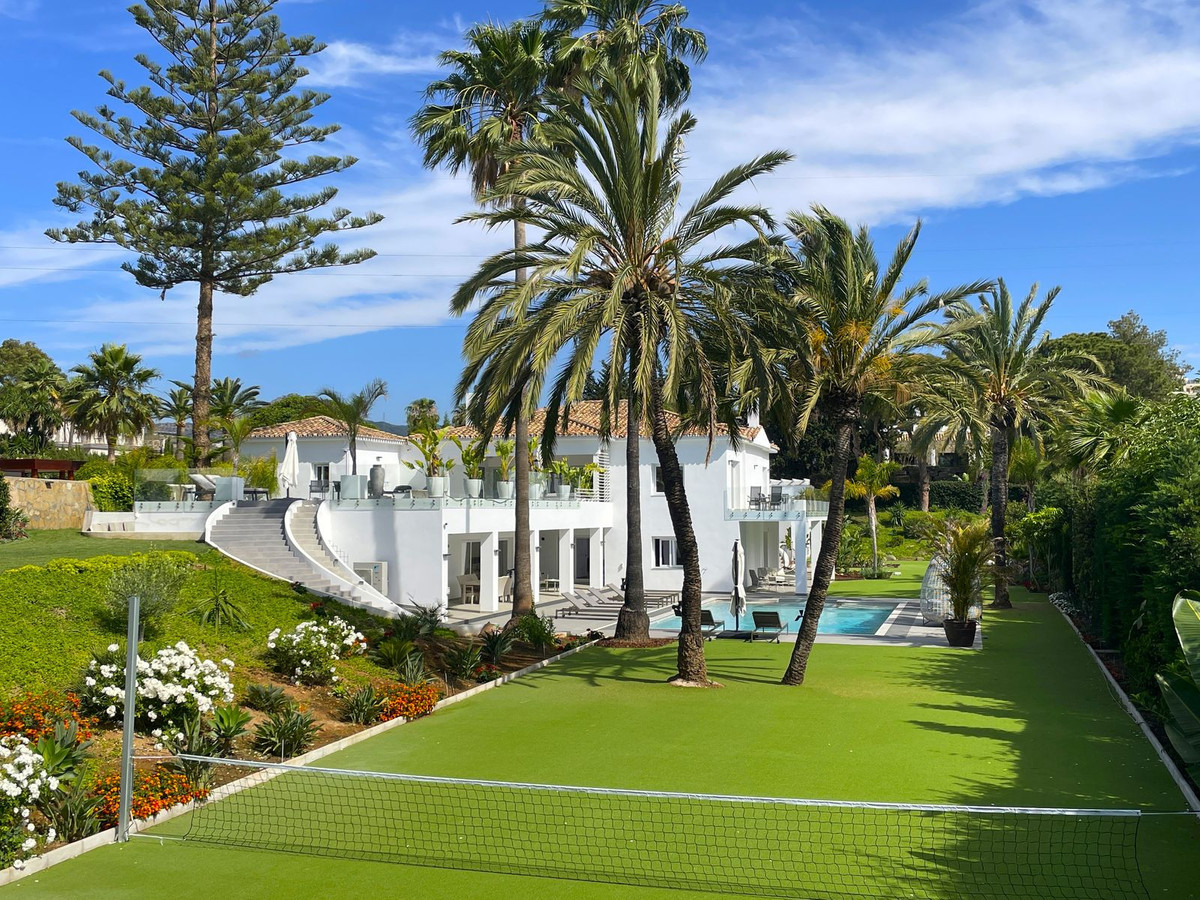 Villa, Atalaya