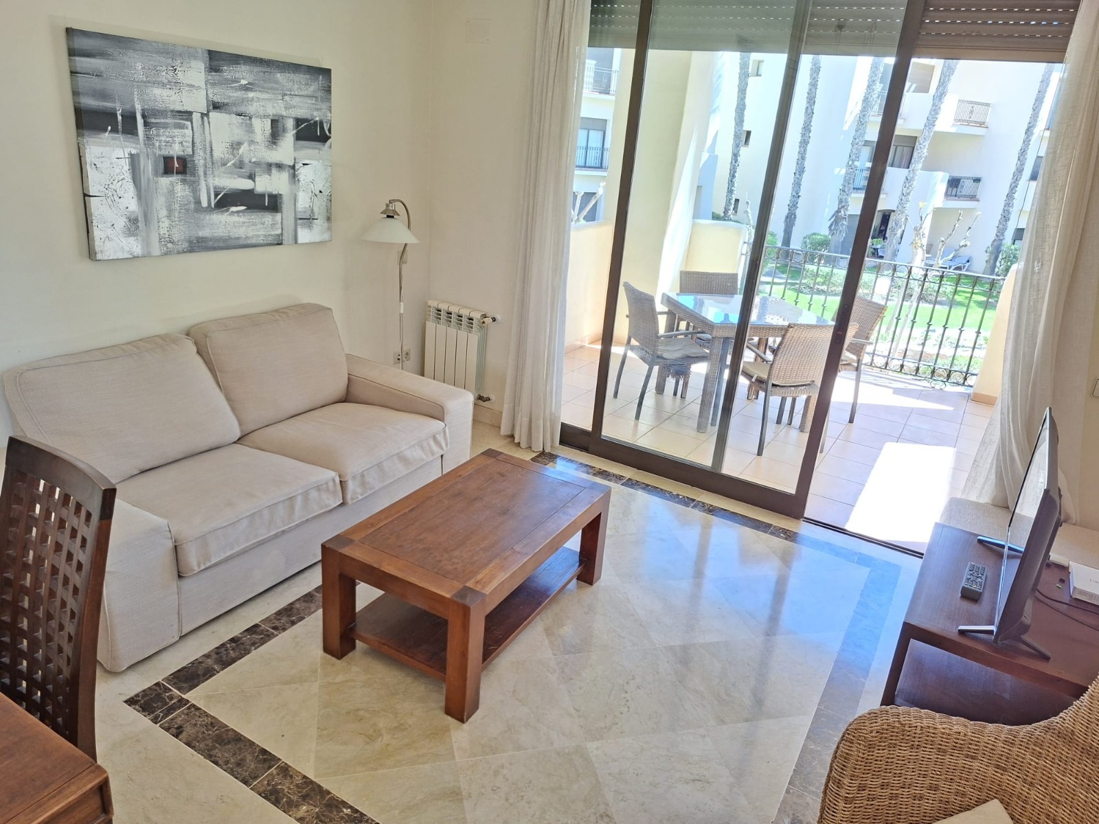 Apartment, Roda Golf