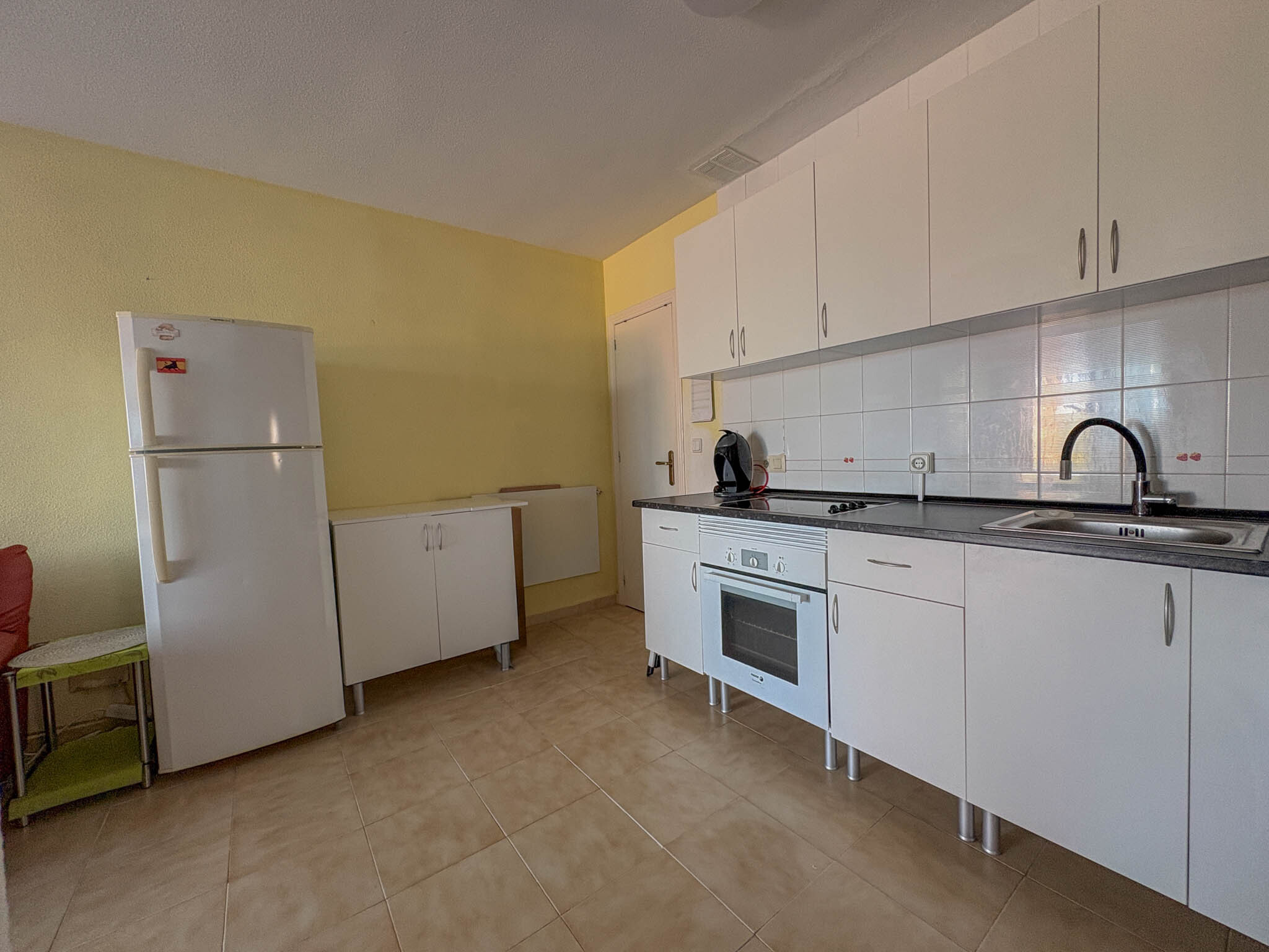 Apartment, Los Balcones