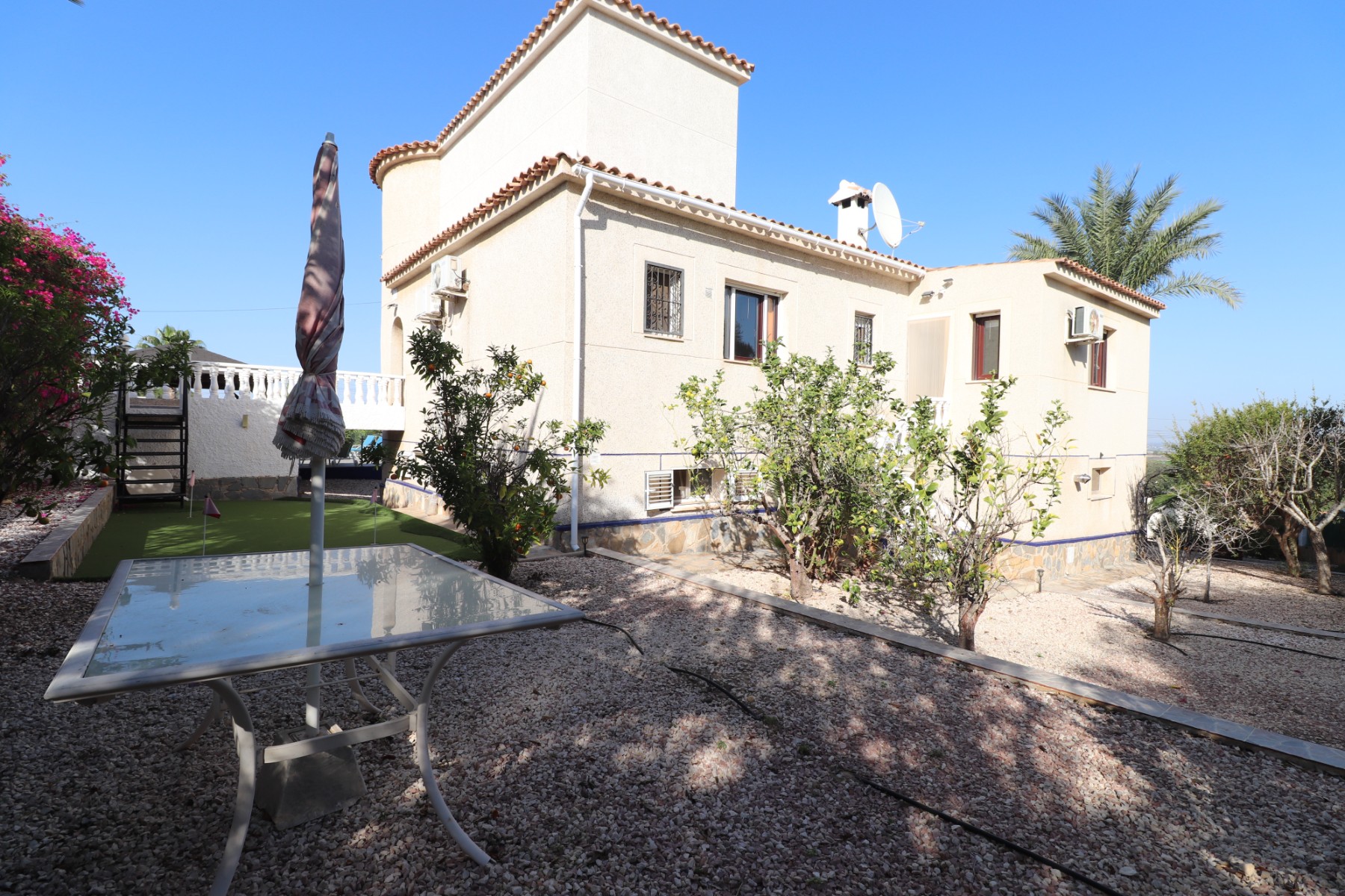 Villa, Lomas de La Juliana