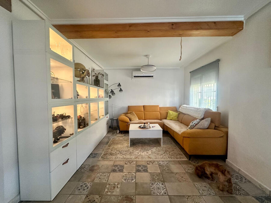 Villa, Algorfa
