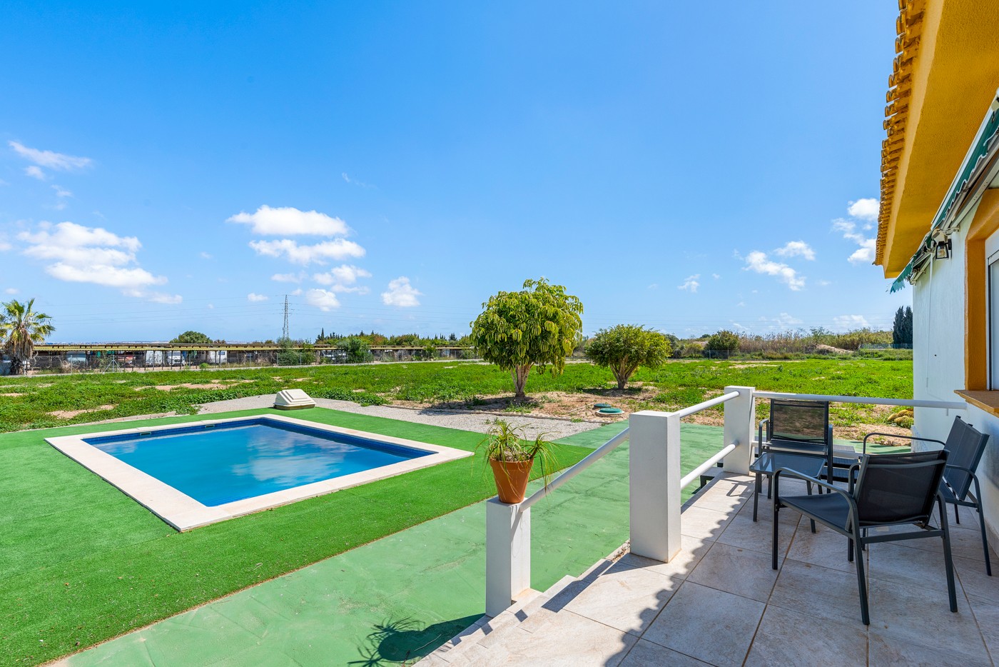 Villa, Los Montesinos