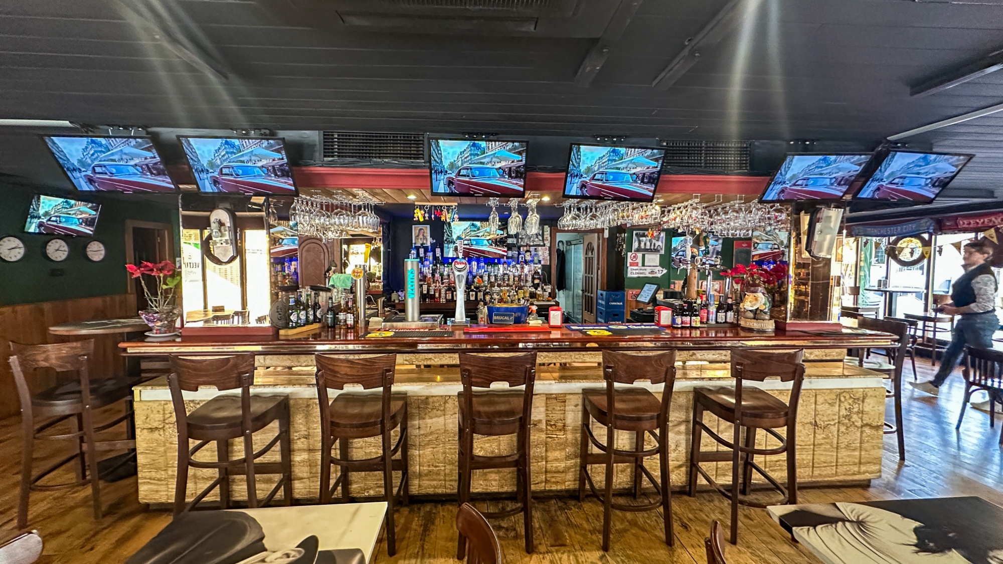 Commercial, Playa del Cura