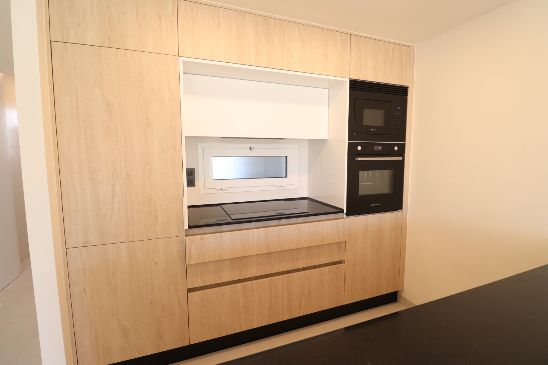 Apartment, El Raso