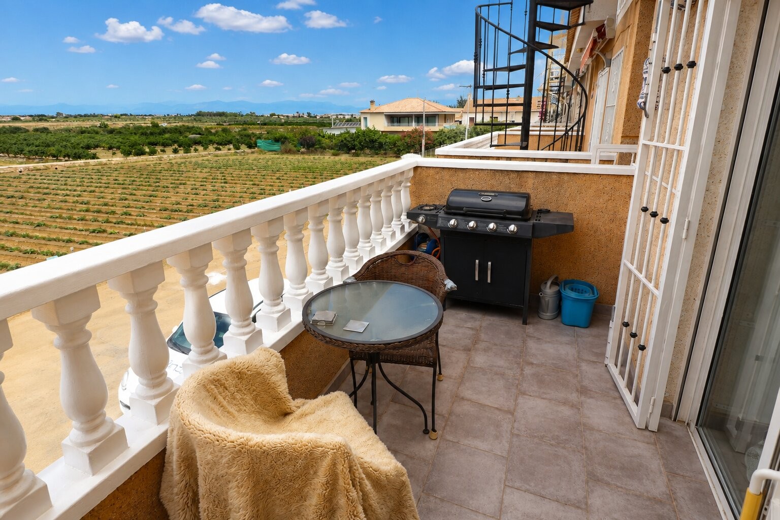 Apartment, Los Palacios