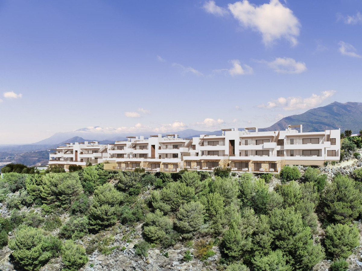 Apartment, Istán