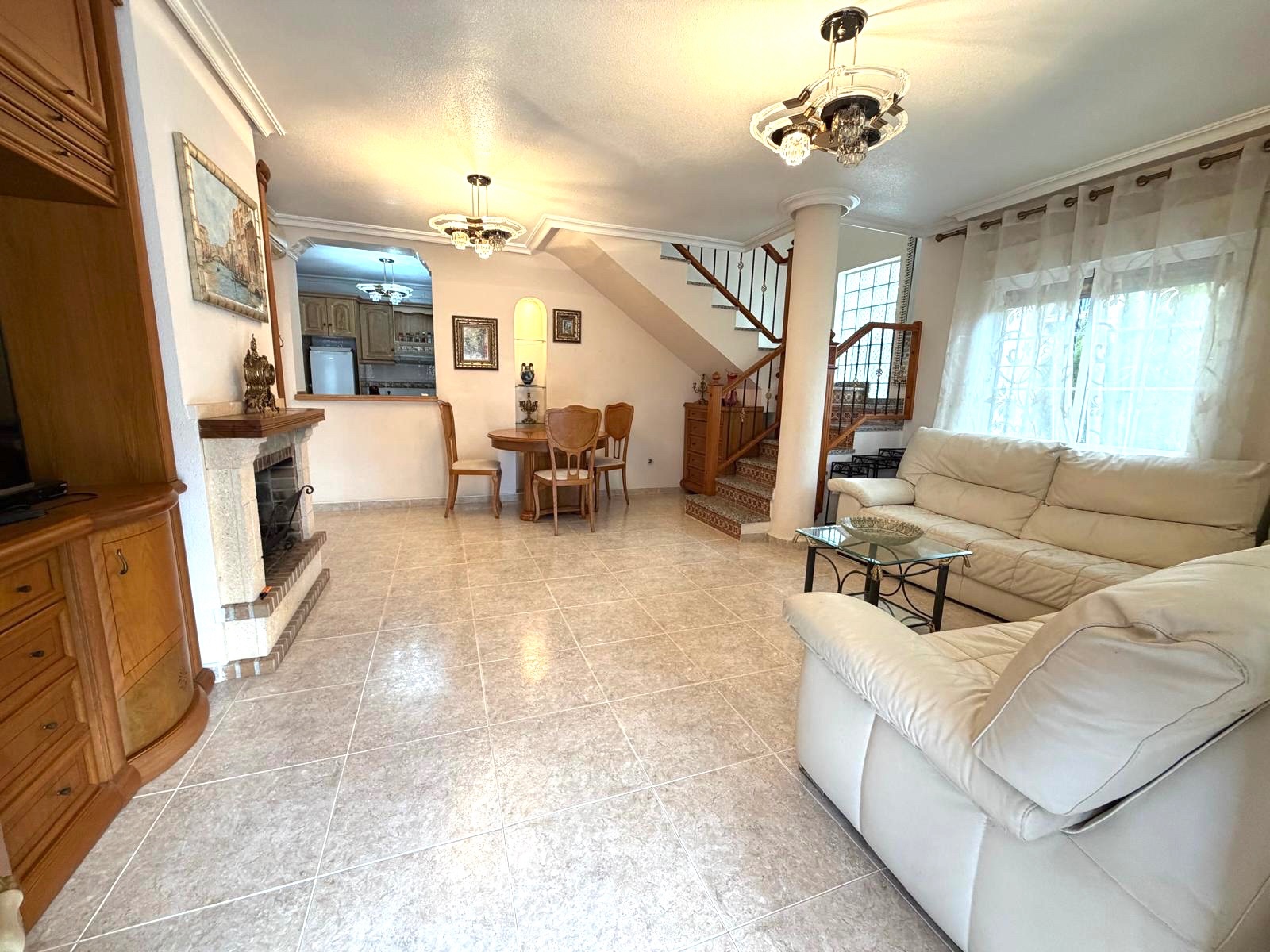 Villa, Villamartín-Las Filipinas