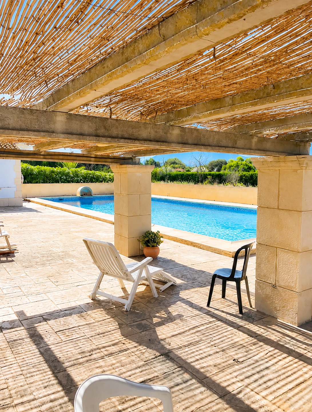 Townhouse, Partides comunes - Adsubia