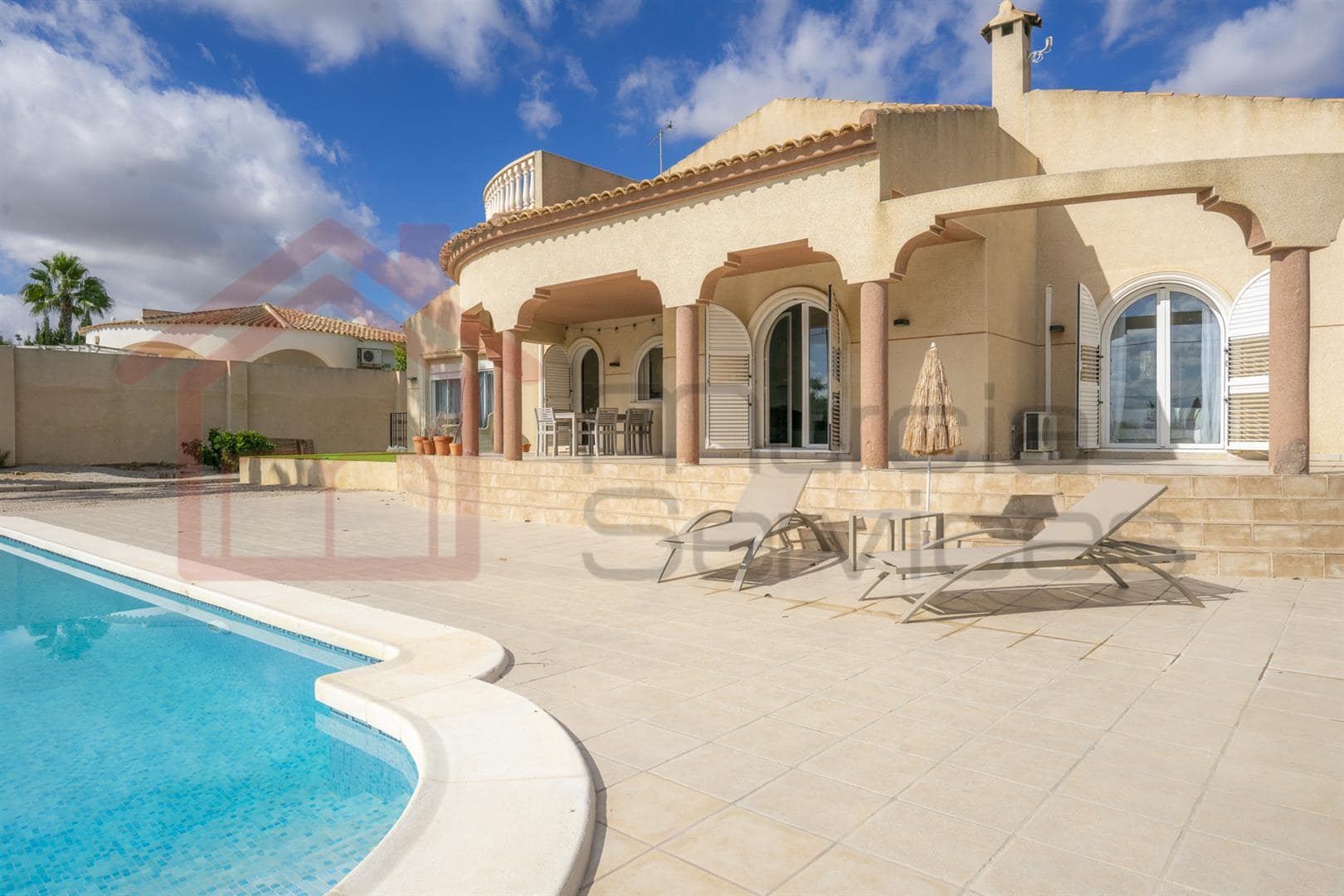 Villa, Valle del Sol