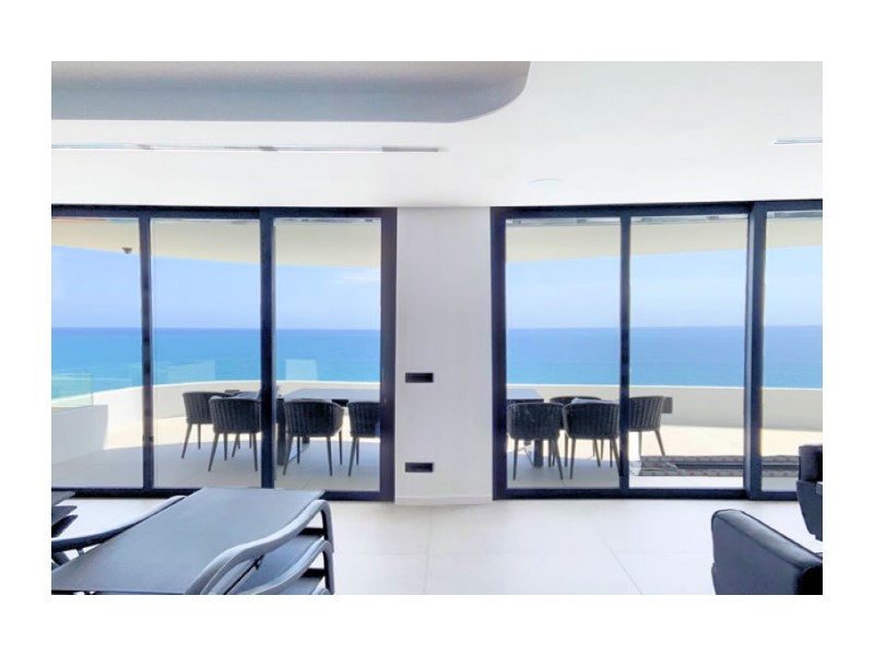 Villa, Puerto