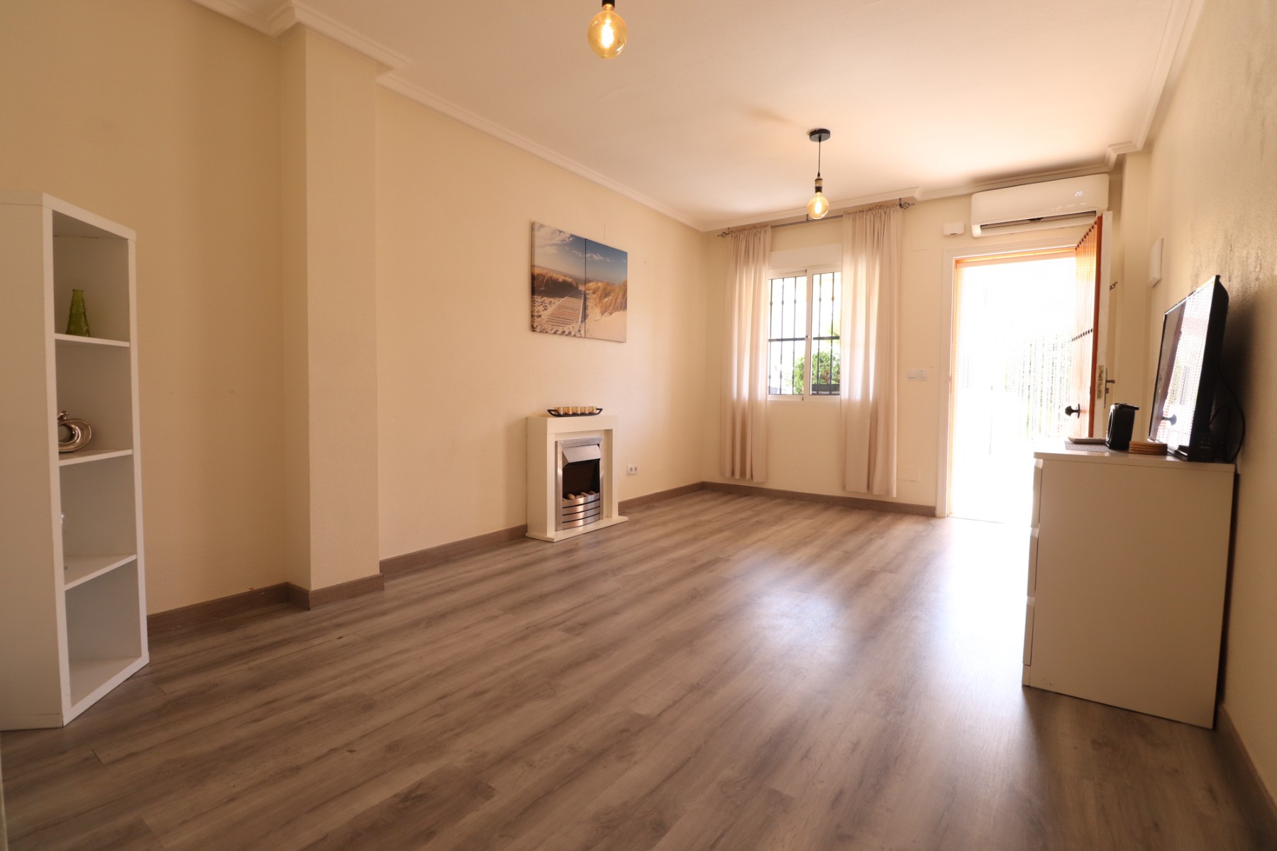 Townhouse, Montemar