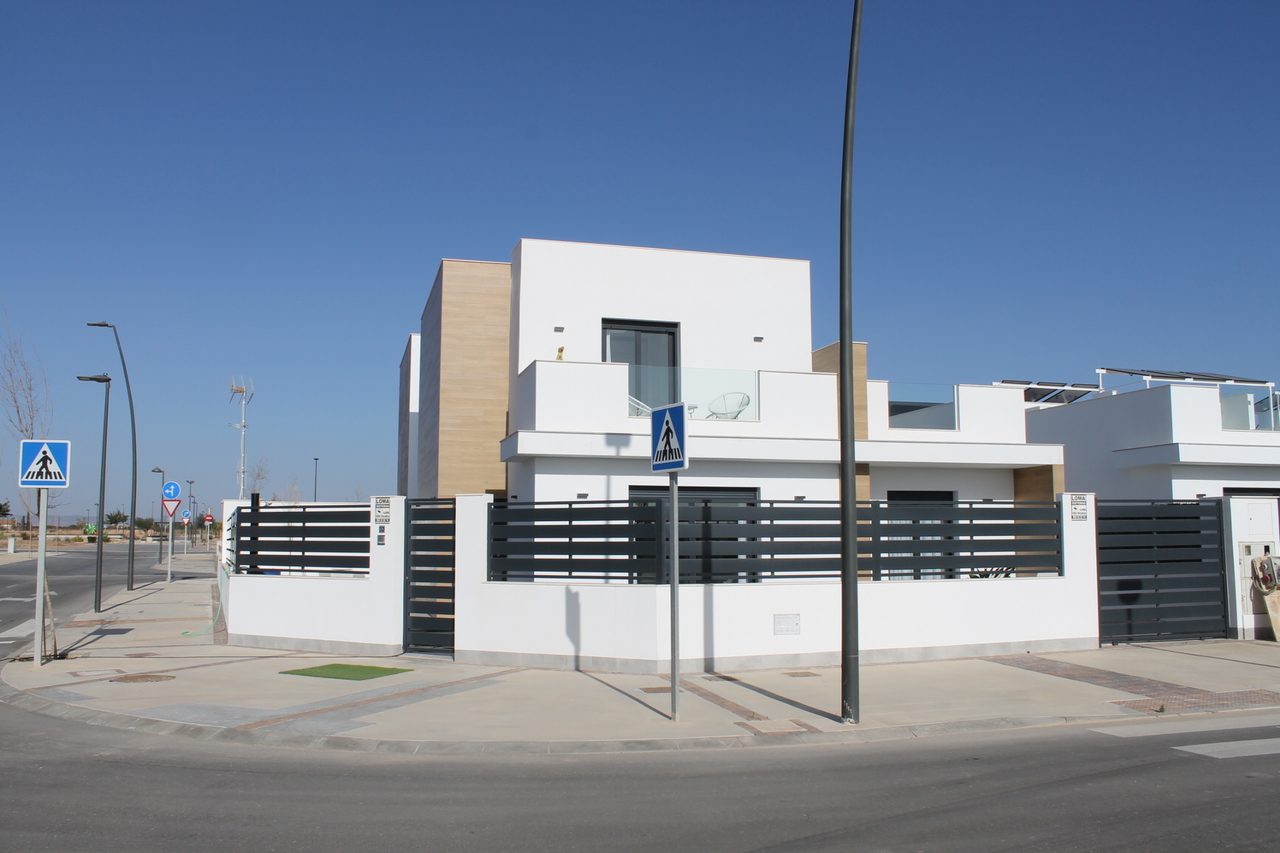 Villa, Roldan