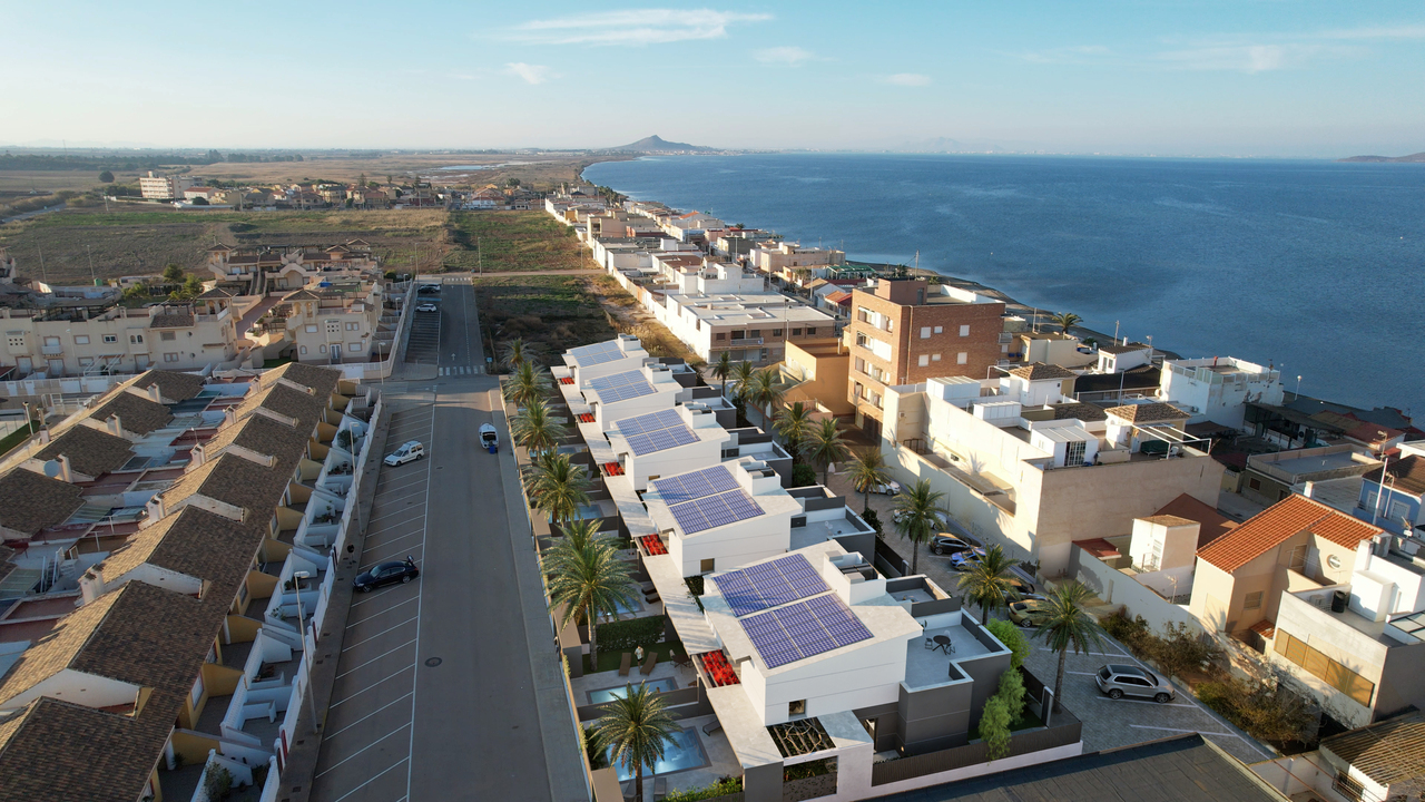 Villa, Los Nietos