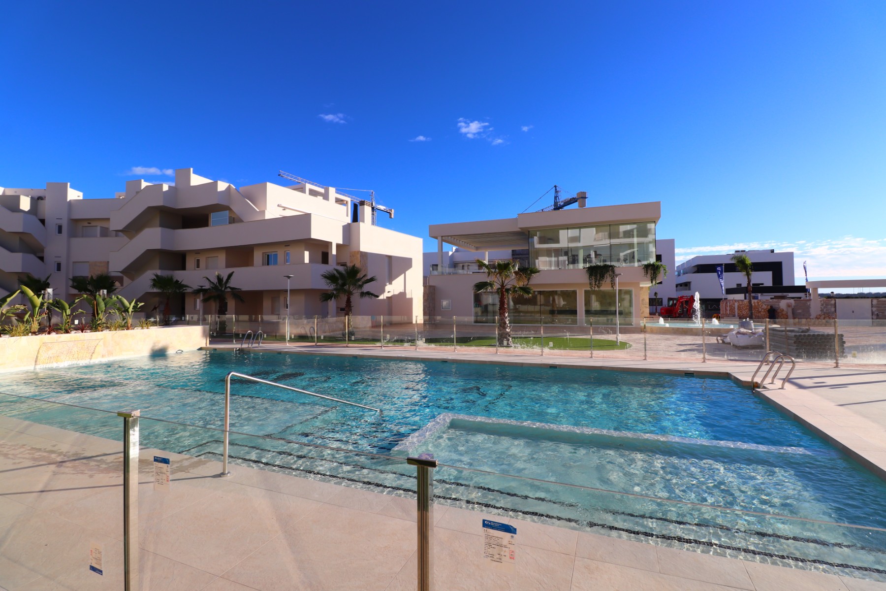 Apartment, El Raso