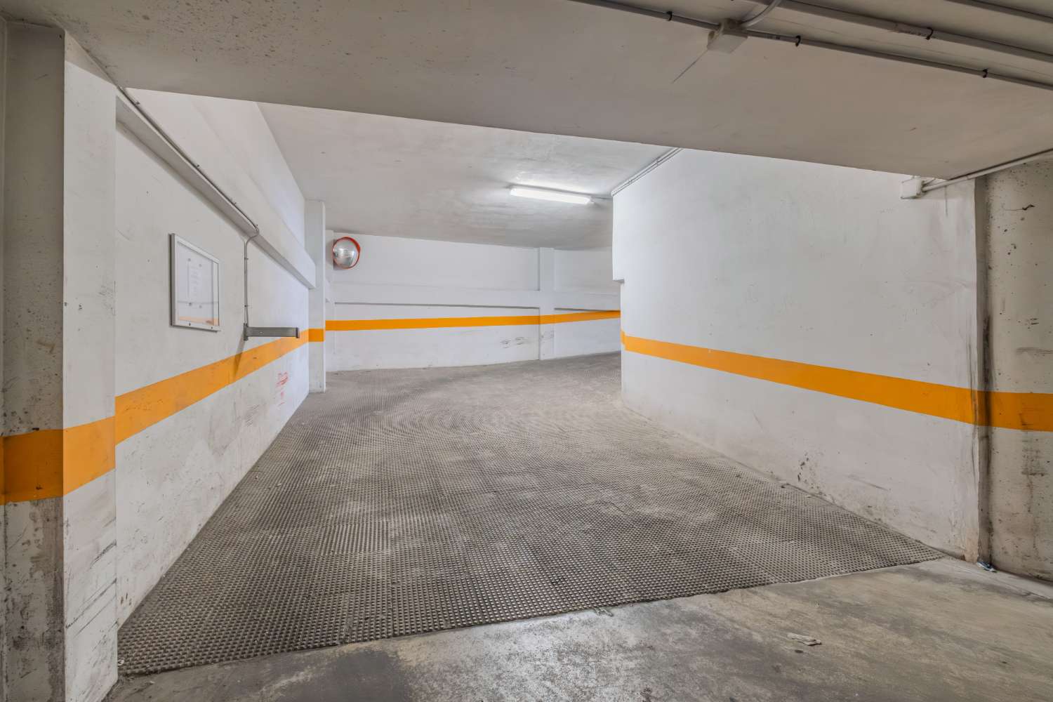 Garage, Parque de las Naciones