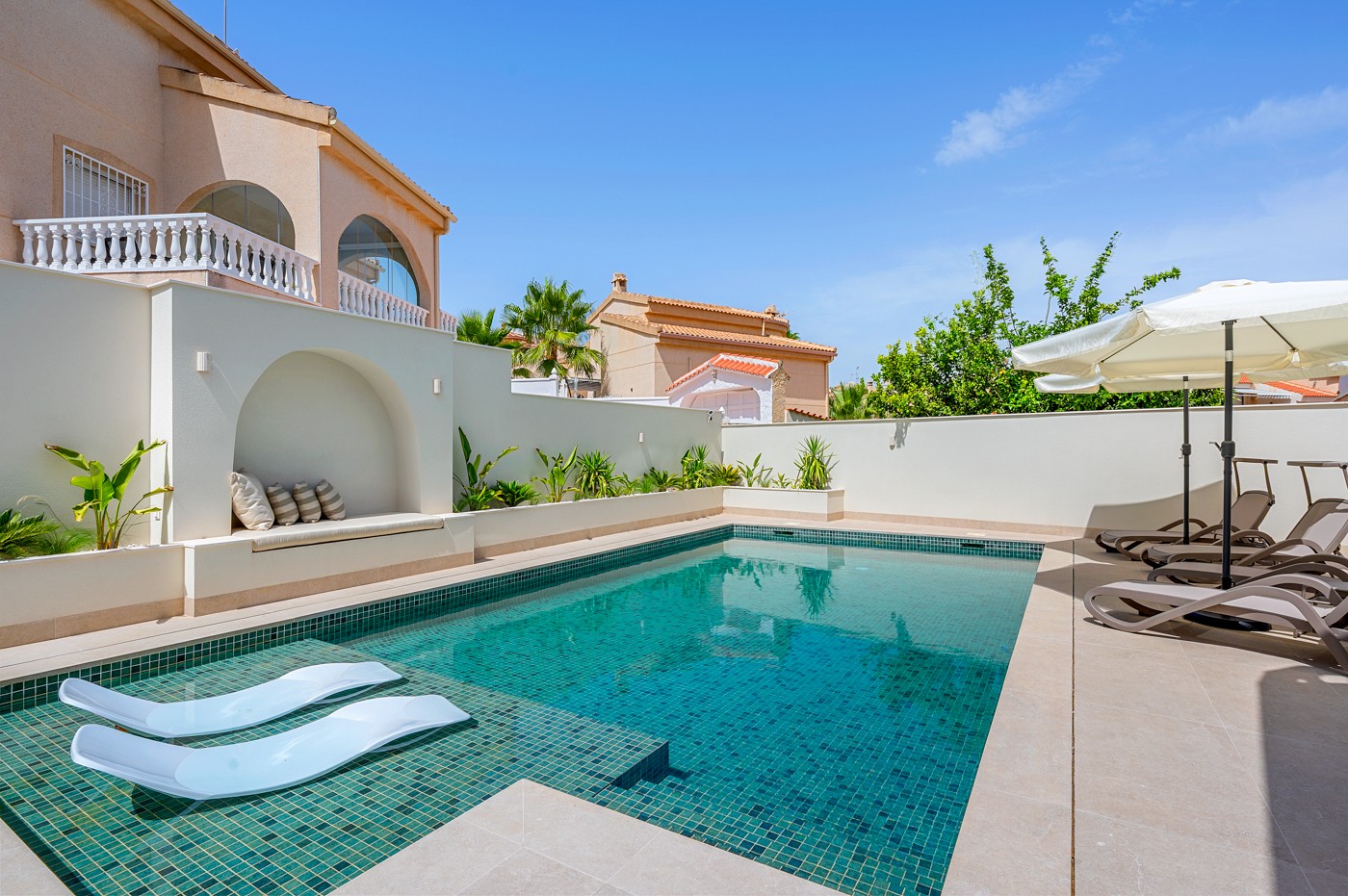 Villa, Ciudad Quesada