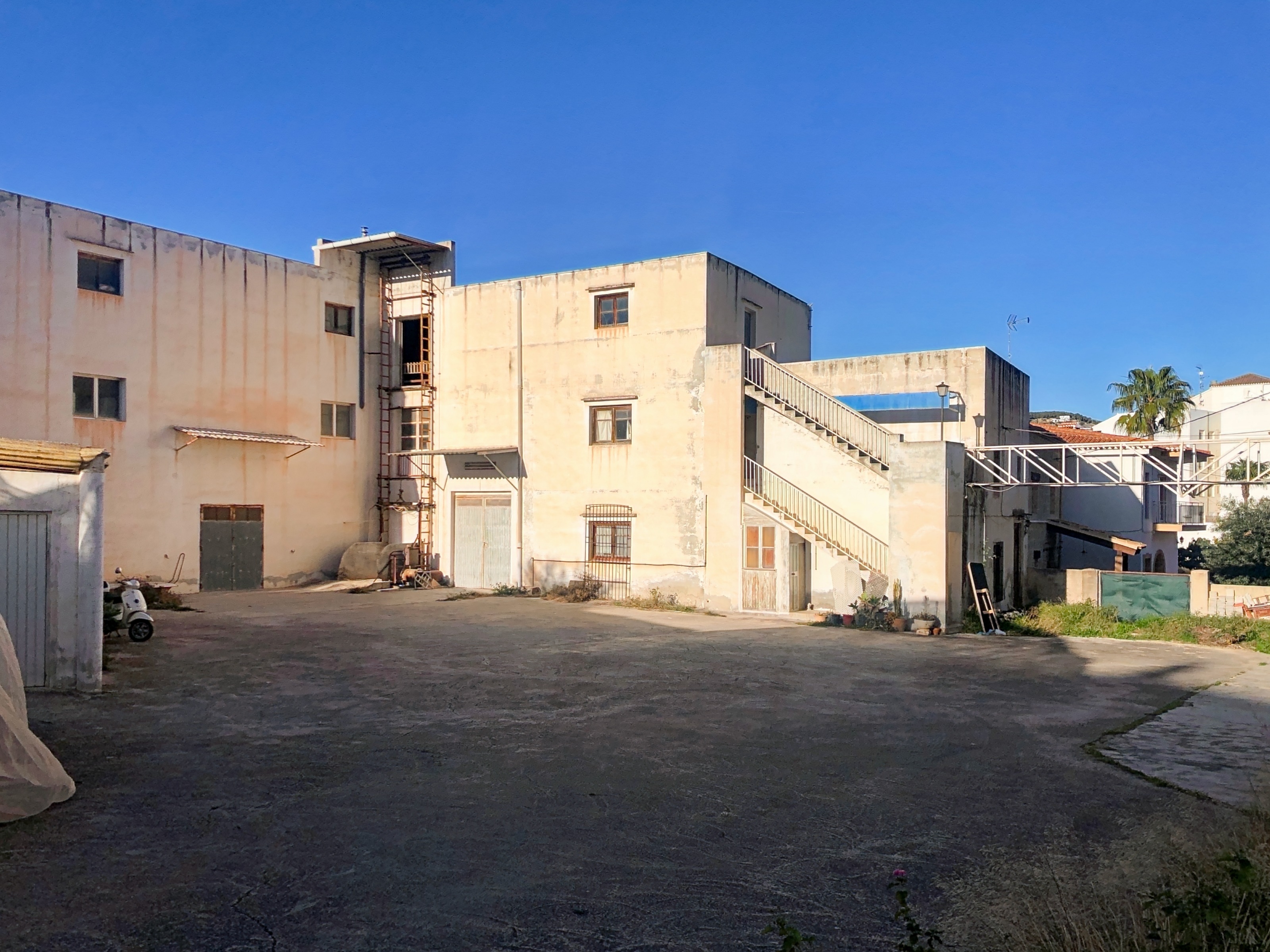 Commercial, Centro ciudad