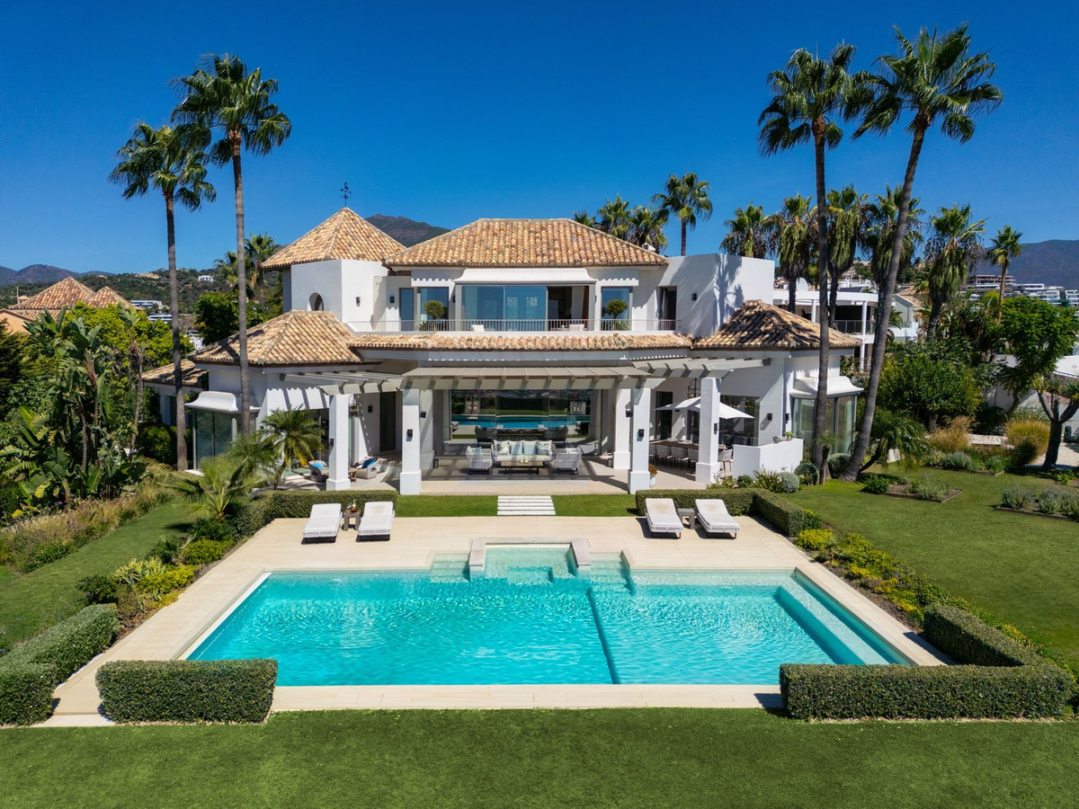 Villa, Benahavís