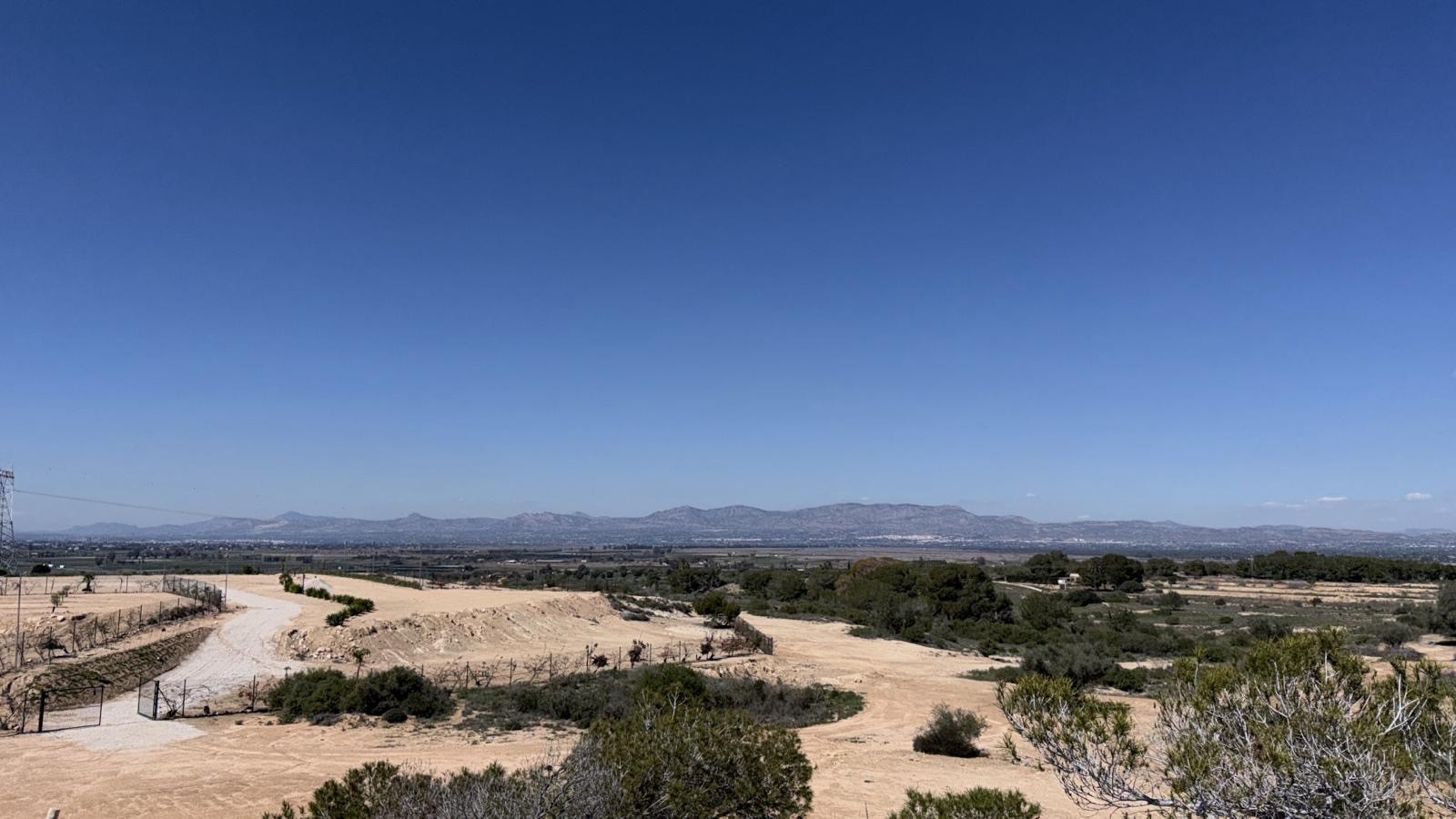 Plot / Land, La Marina