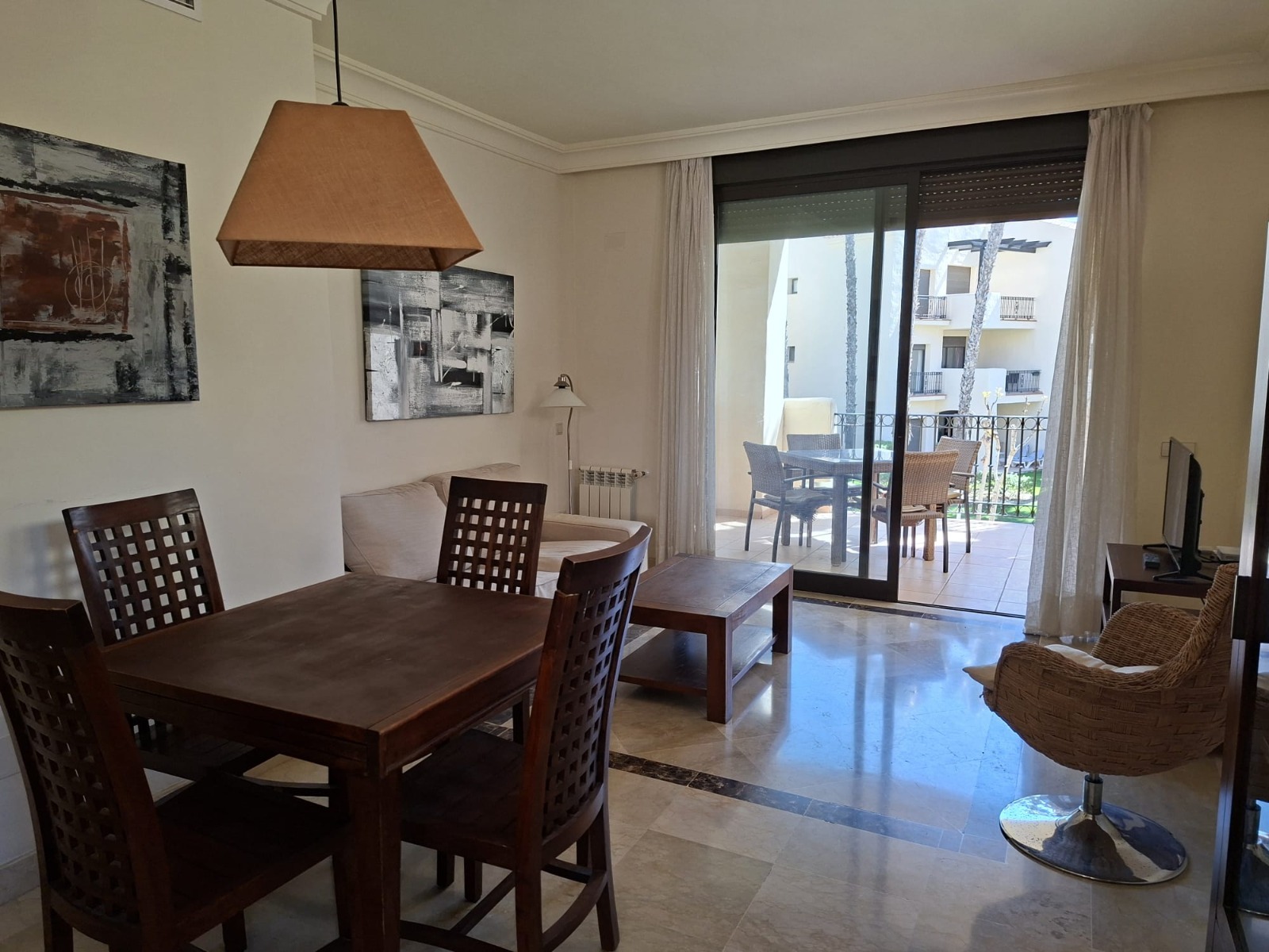 Apartment, Roda Golf