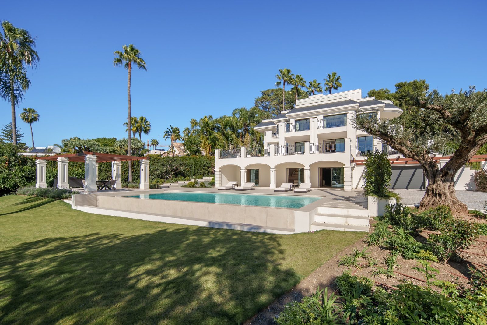 Villa, Marbella, Nueva Andalucía