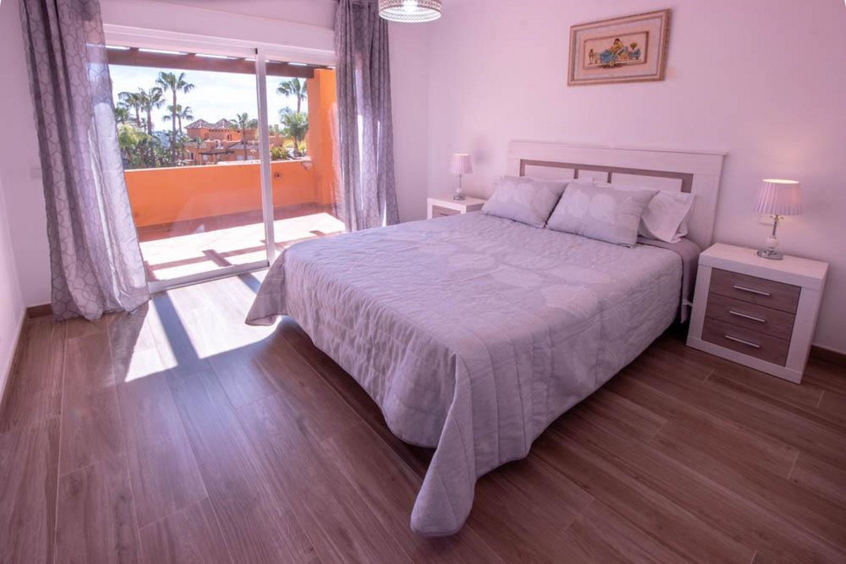 Townhouse, El Paraiso